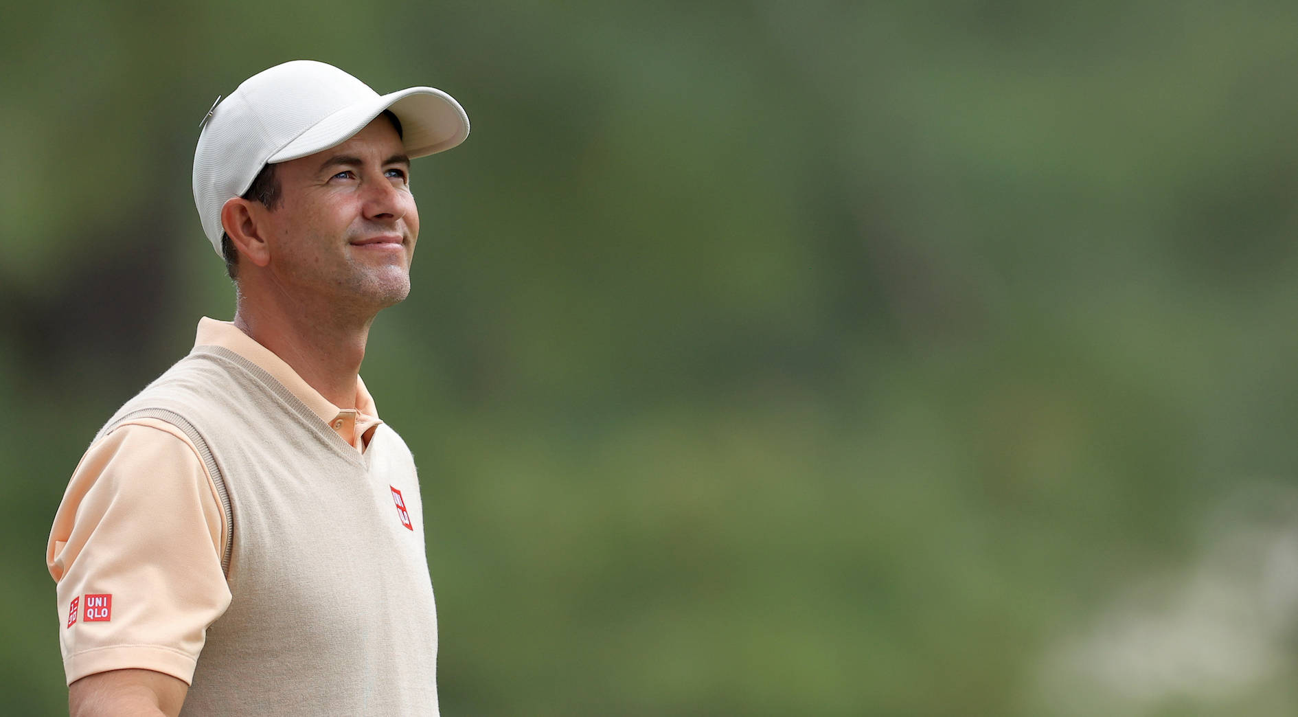 Adam Scott privind în sus Fundal