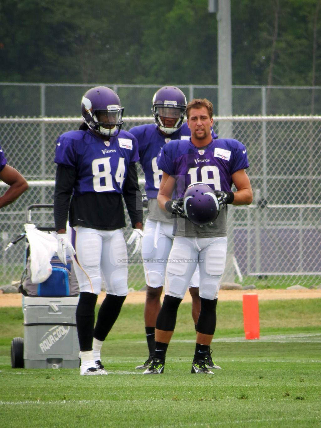 Adam Thielen încălzire înainte de meci Fundal