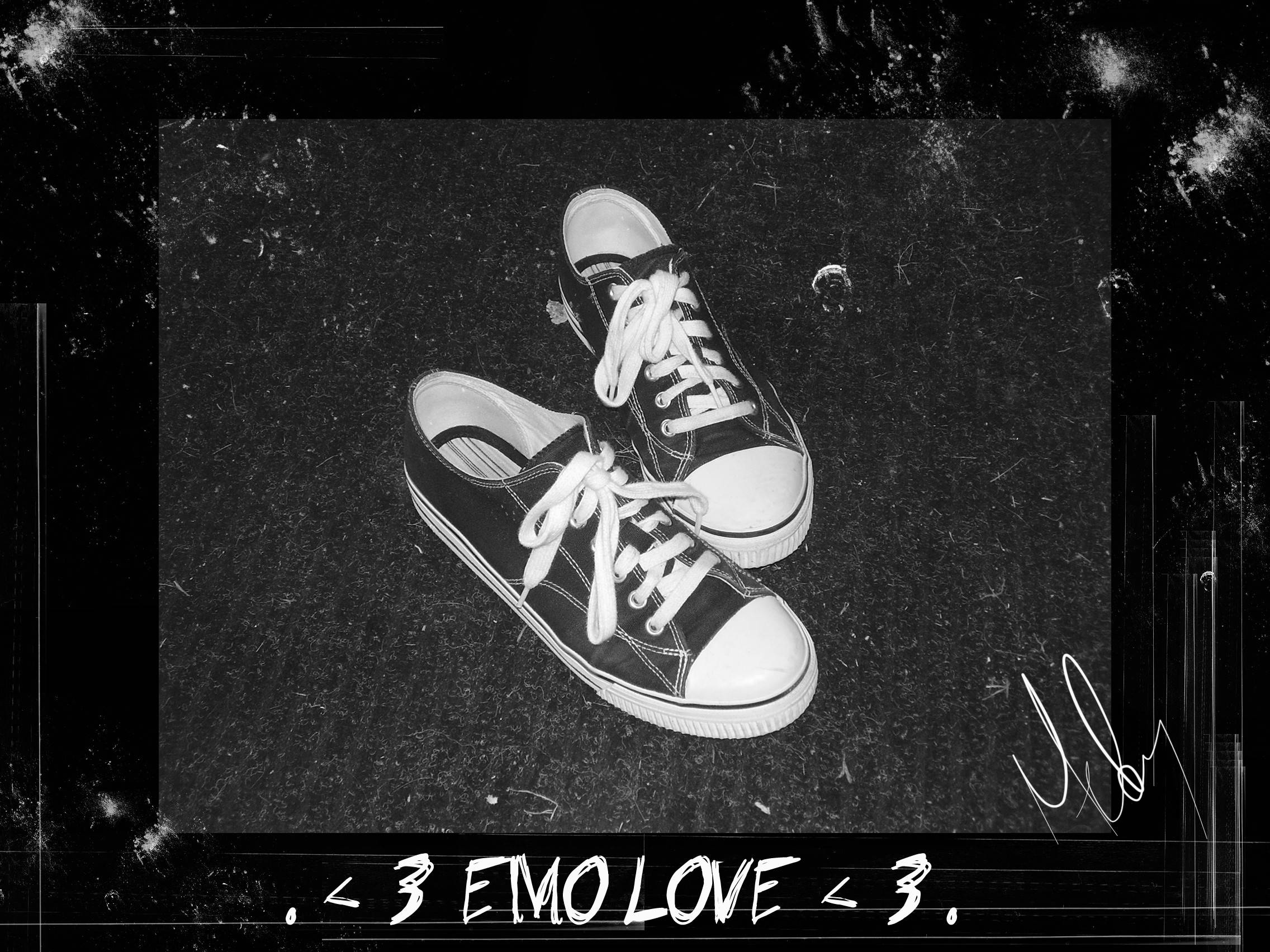 Adidași Emo Aesthetic Fundal
