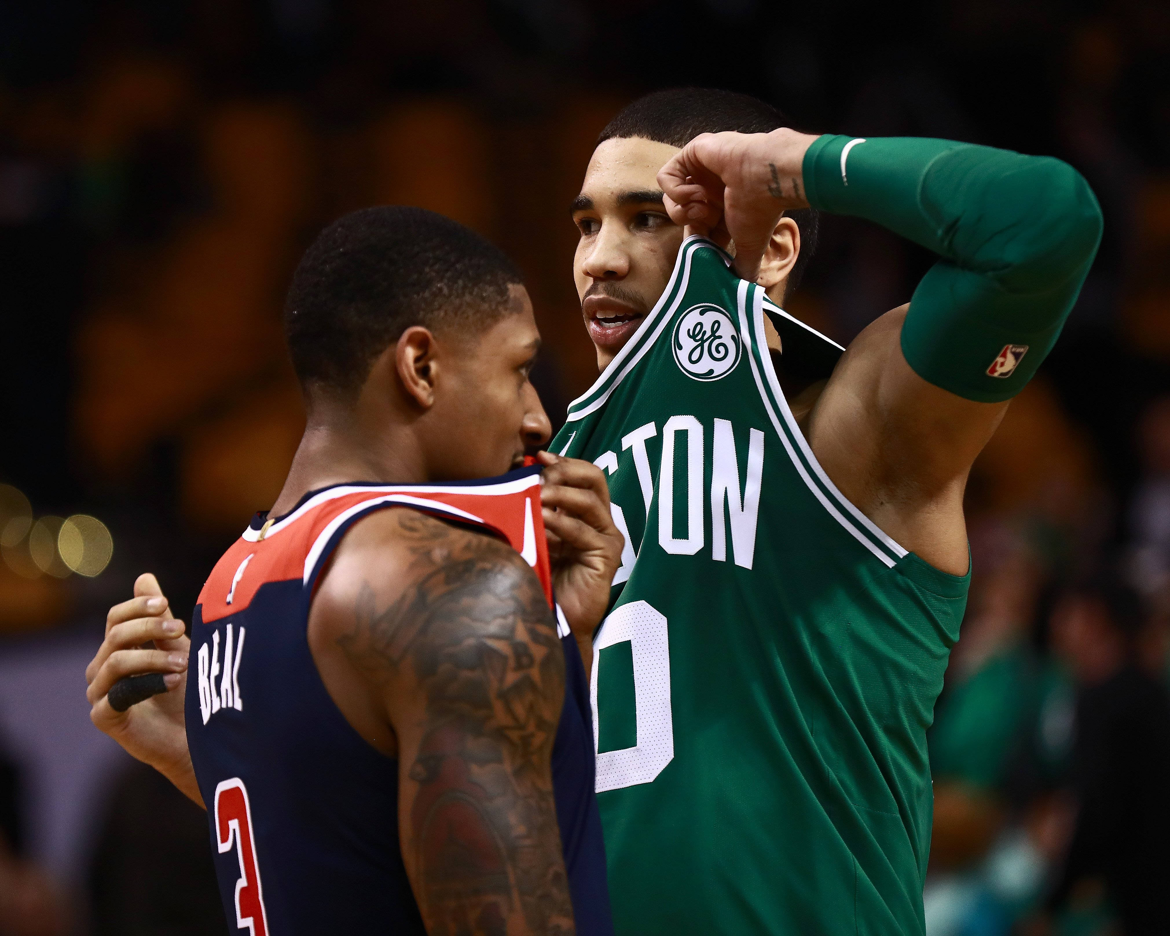 Bradley Beal în conflict cu Jayson de la Boston Fundal