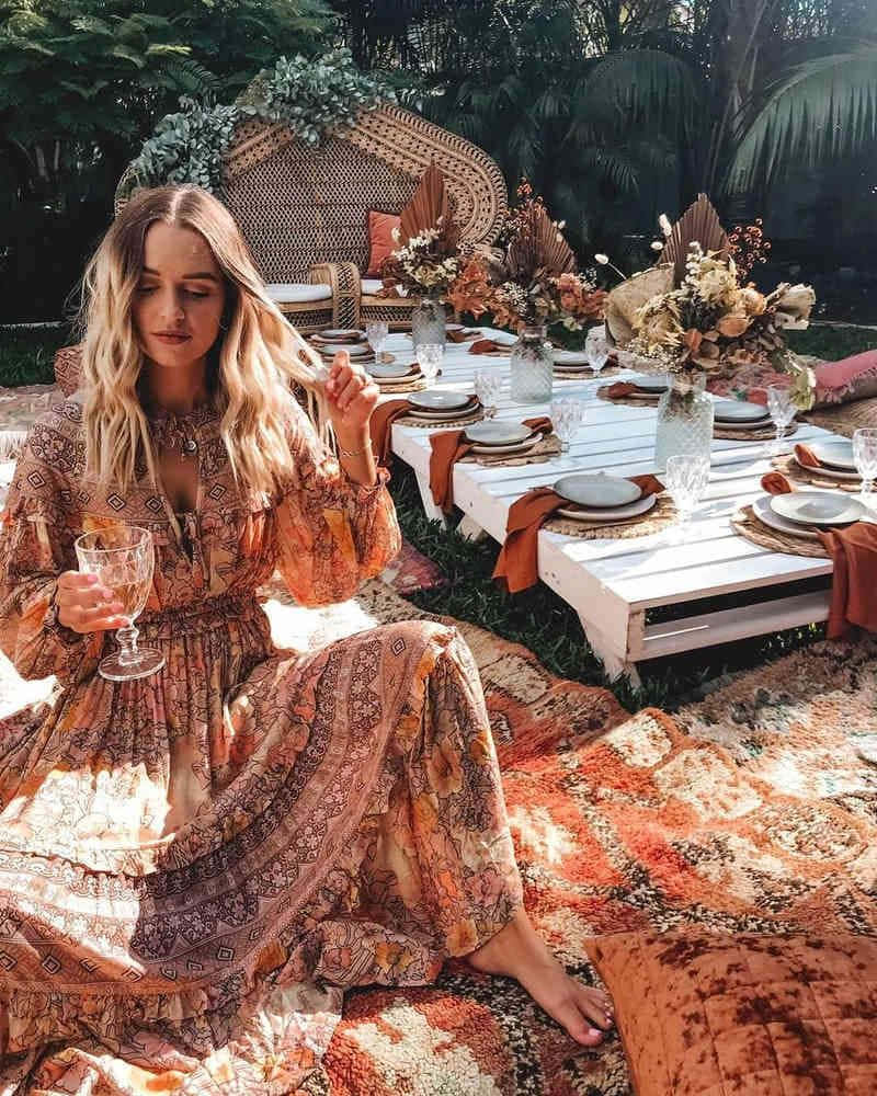 Arată maximalist și stilat cu moda Aesthetic Boho Fundal