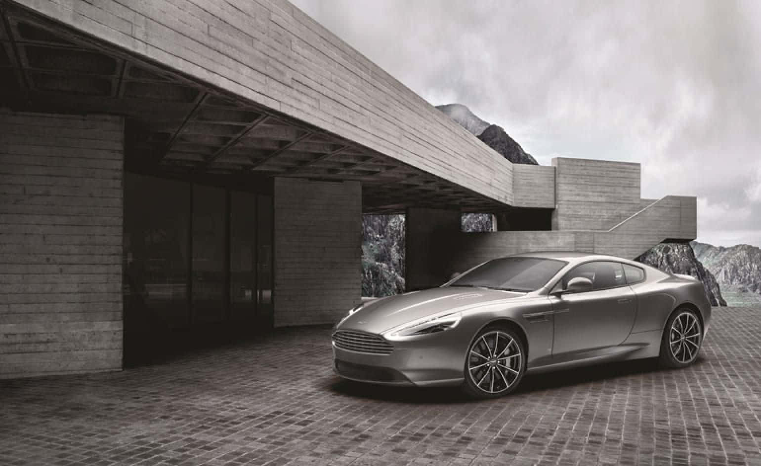 Aston Martin DB9 - O Minunăție a Luxului și Performanței Britanice Fundal
