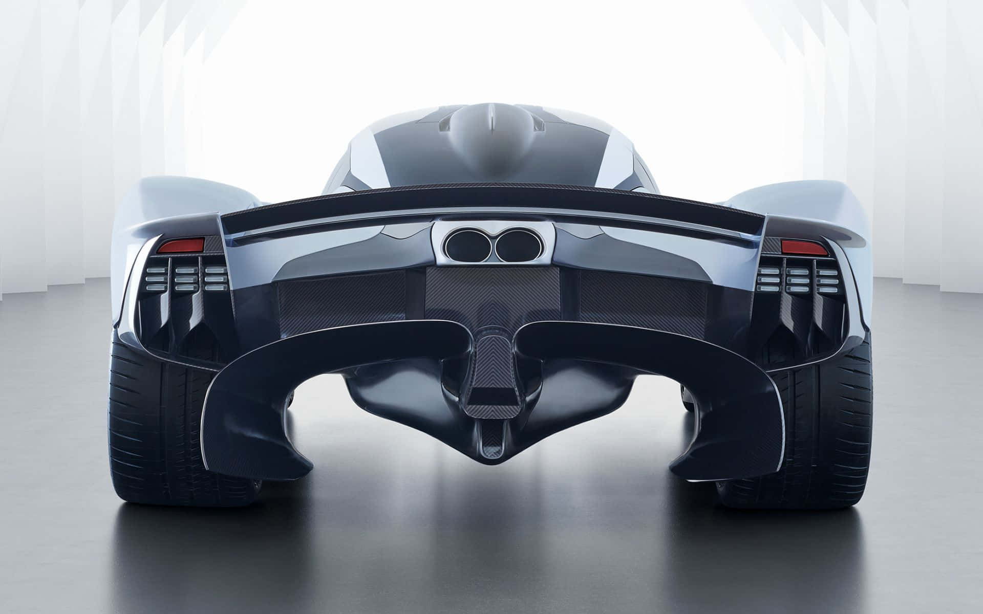 Aston Martin Valkyrie - O Mașină de Vis în Acțiune Fundal