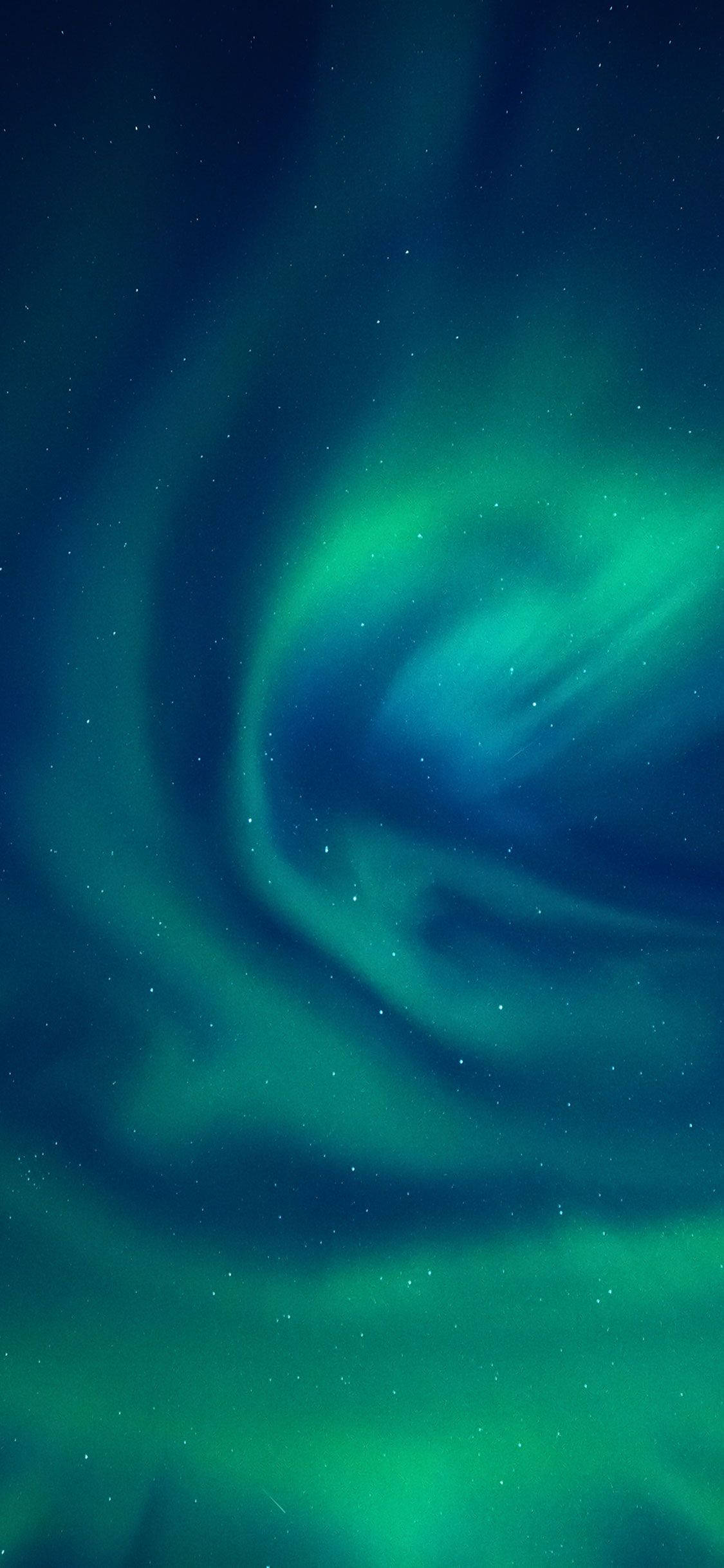 Aurora Boreală Fascinantă pe Cerul Arctic Fundal