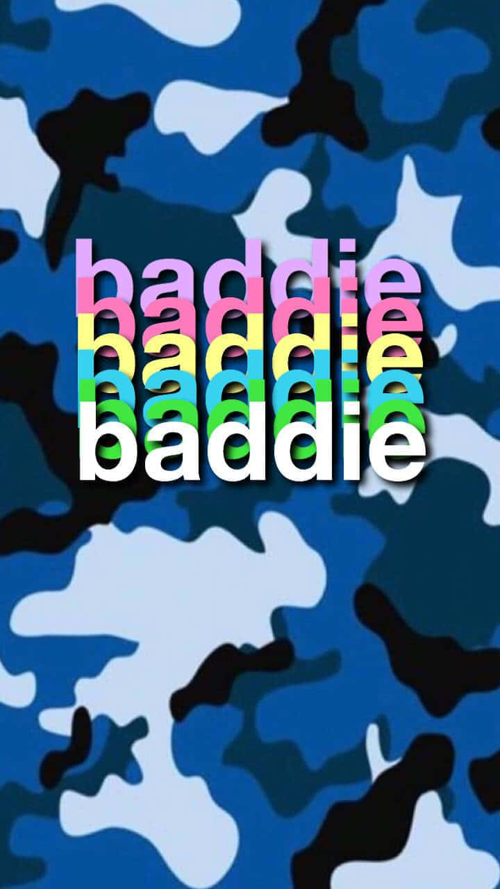 Baddie Colorat Pe Fundal Camuflaj Militar Albastru Fundal