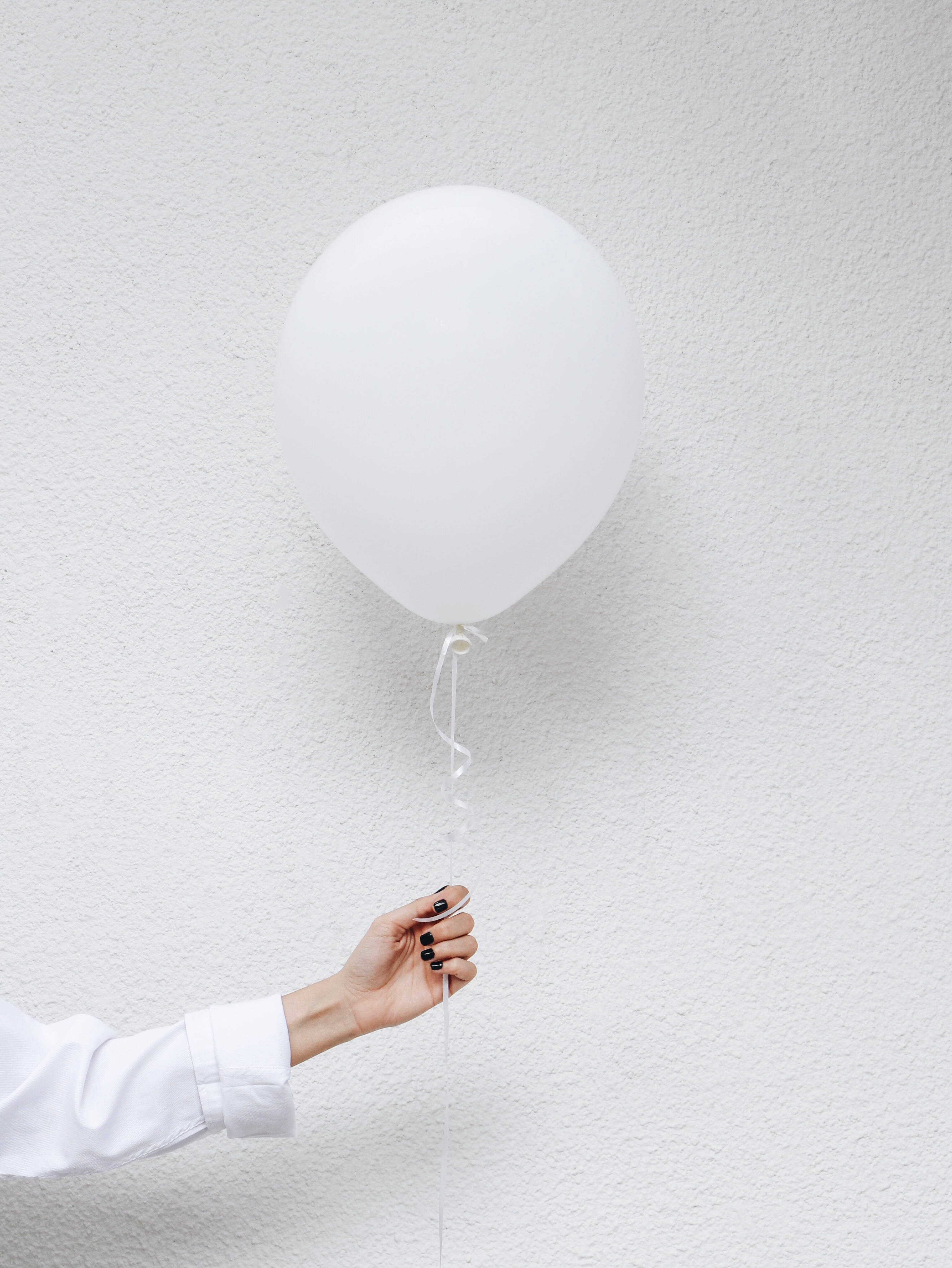Balon in estetica alba Fundal