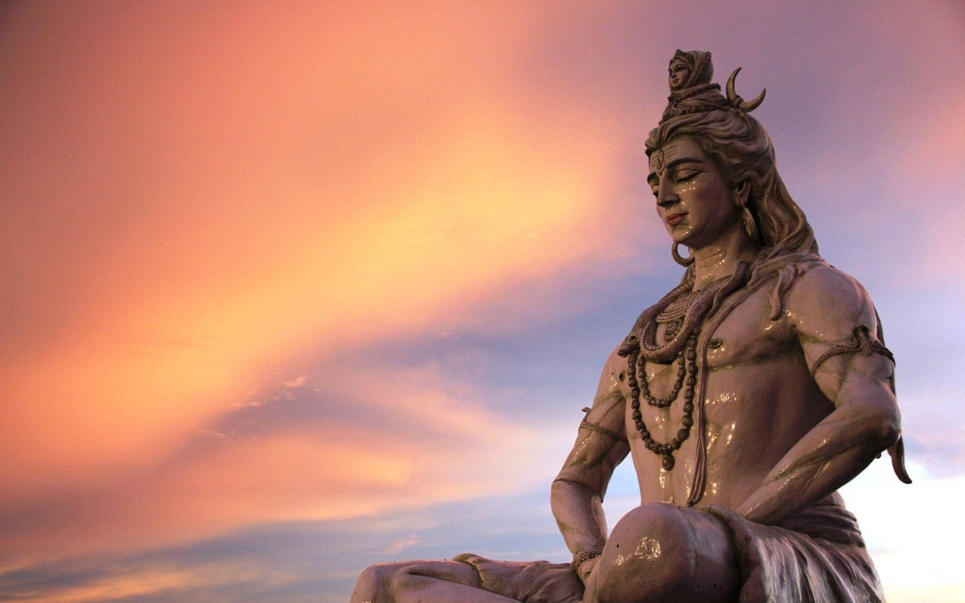 Bholenath HD Shiva Meditând la Apus Fundal