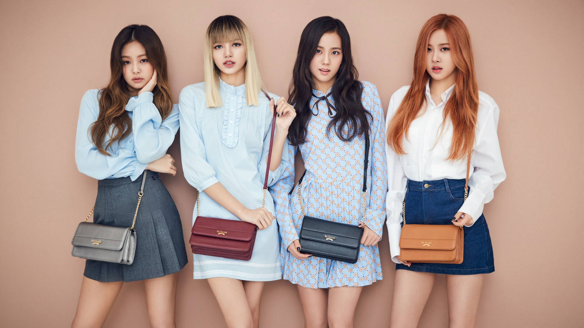 Blackpink arată senzațional în bej Fundal