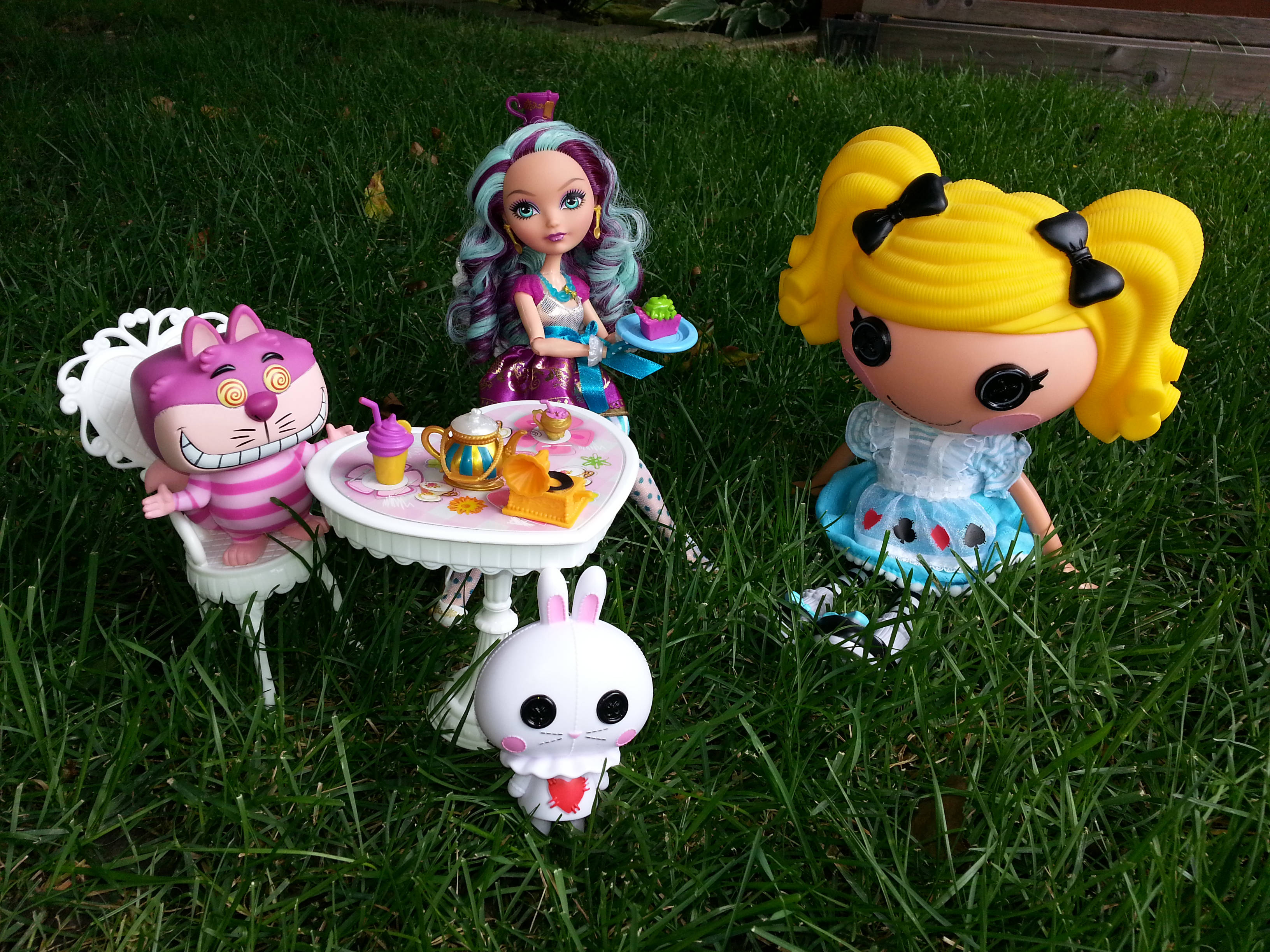 Bratz estetică într-un picnic în grădină Fundal