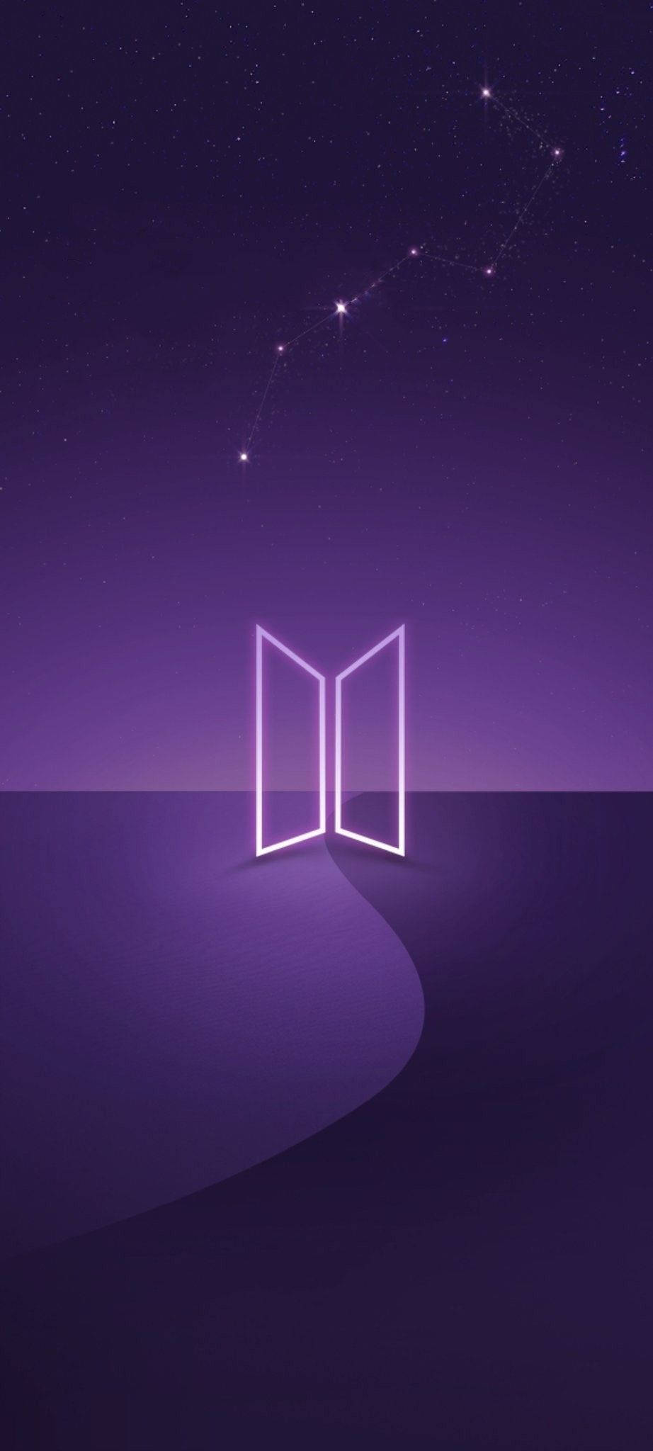 BTS Logo Violet Fundal