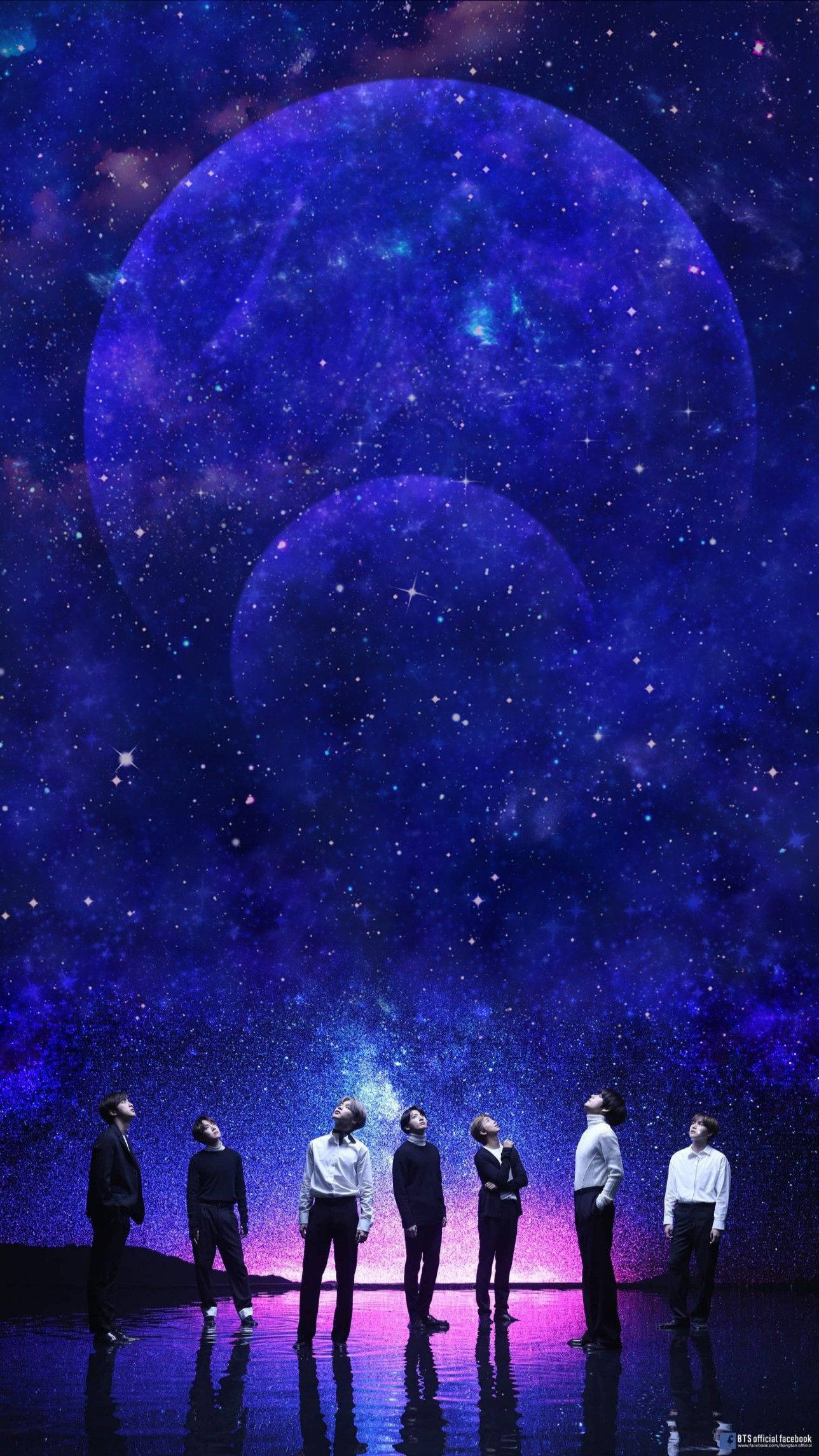BTS pe fundal mov pastel strălucitor Fundal