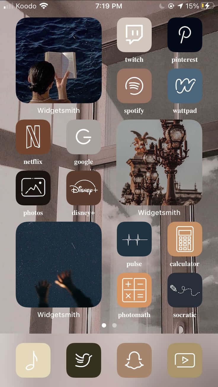Bucură-te de estetica frumoasă a iPhone-ului Fundal