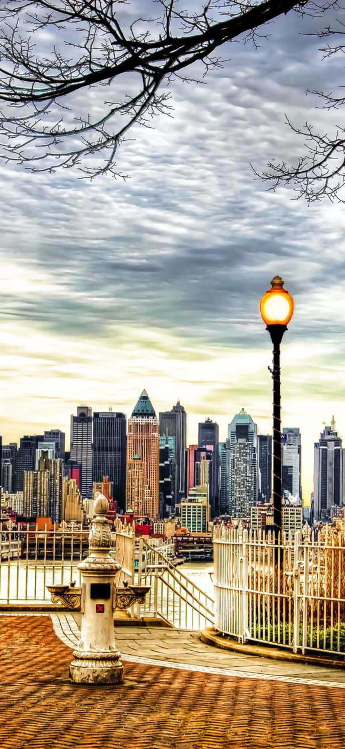 Bucurându-te de viața urbană în New York cu un iPhone X Fundal