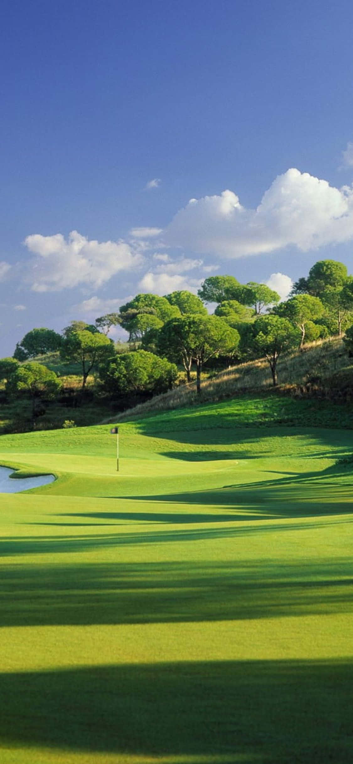 „Bucurați-vă de rundă - Capturând frumusețea terenului de golf cu iPhone X” Fundal