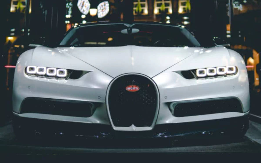 Bugatti Chiron alb 4K Fundal