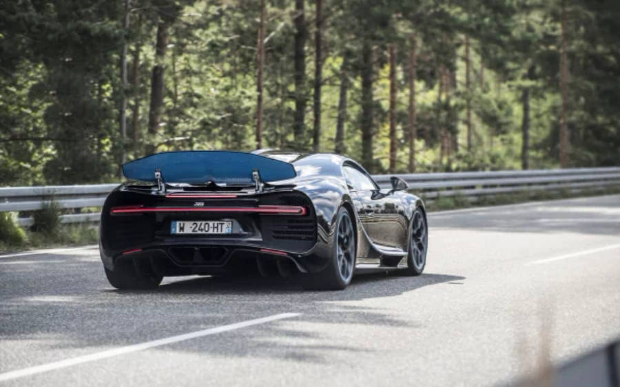 Bugatti Chiron negru 4K Fundal