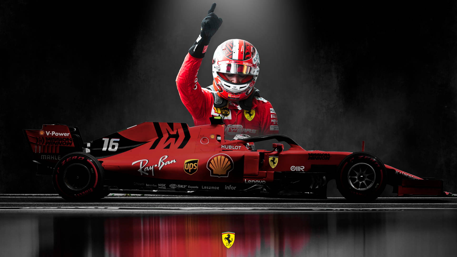 Charles Leclerc arătând în sus cu mașina din lateral Fundal