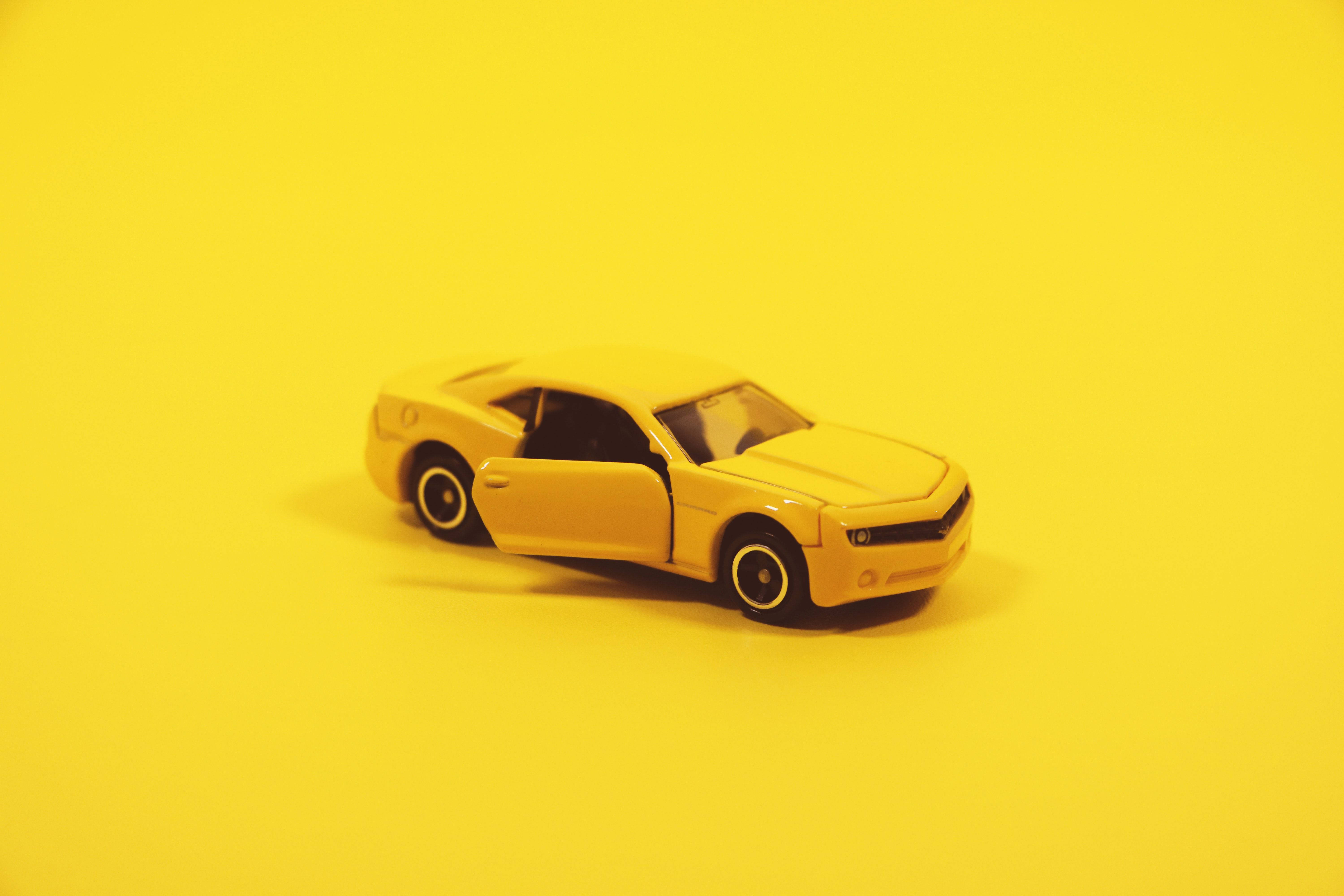 Chevrolet Camaro galben HD Fundal