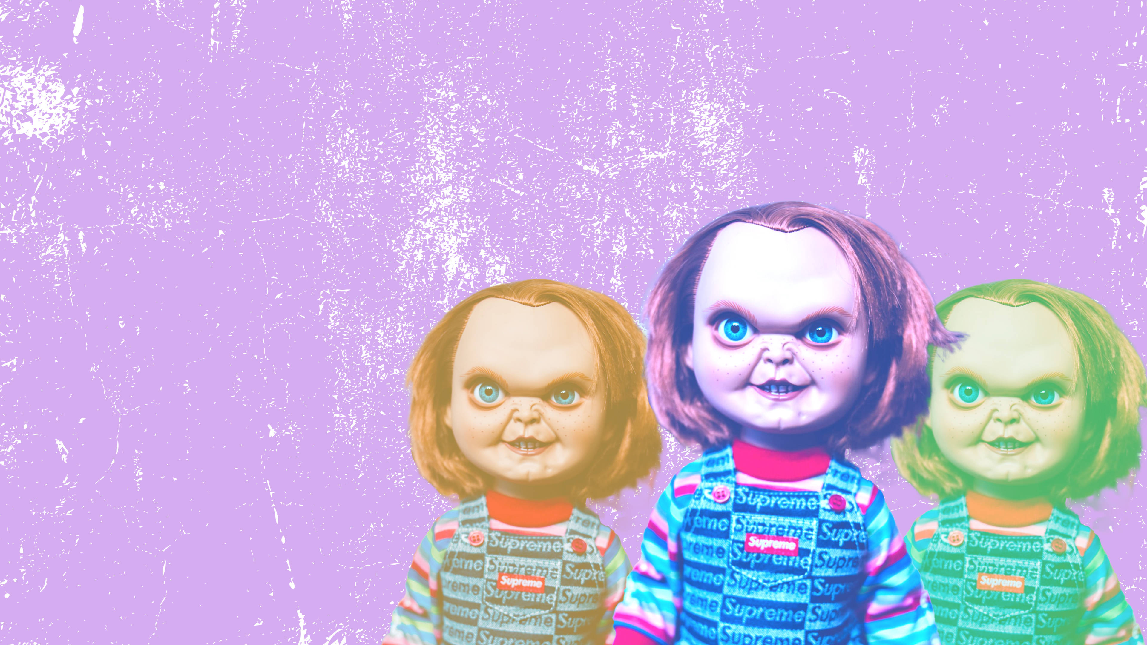 Chucky Urât cu Ochi Albaștri Fundal