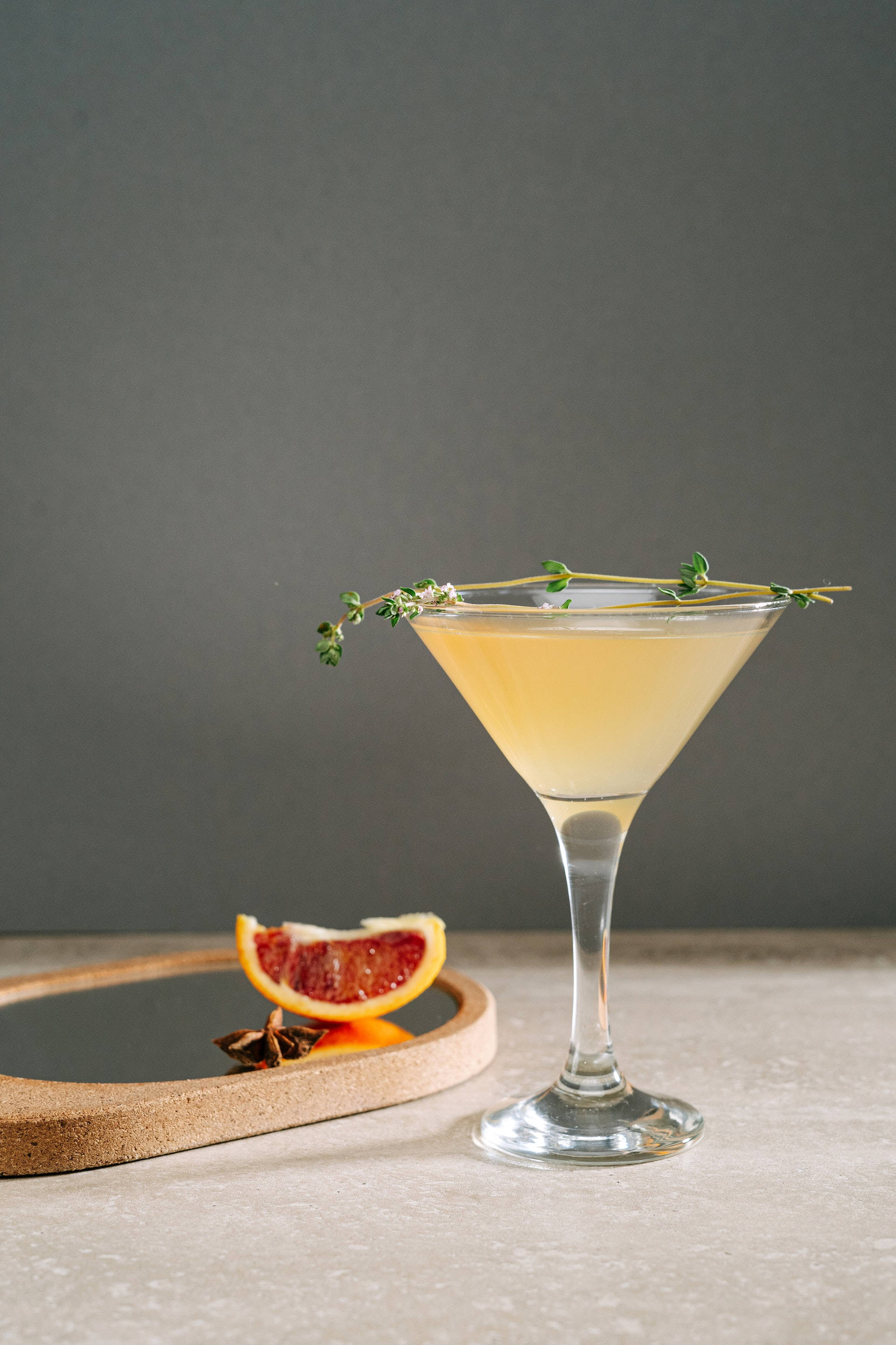 Cocktail Răcoritor de Tequila cu Grapefruit Fundal