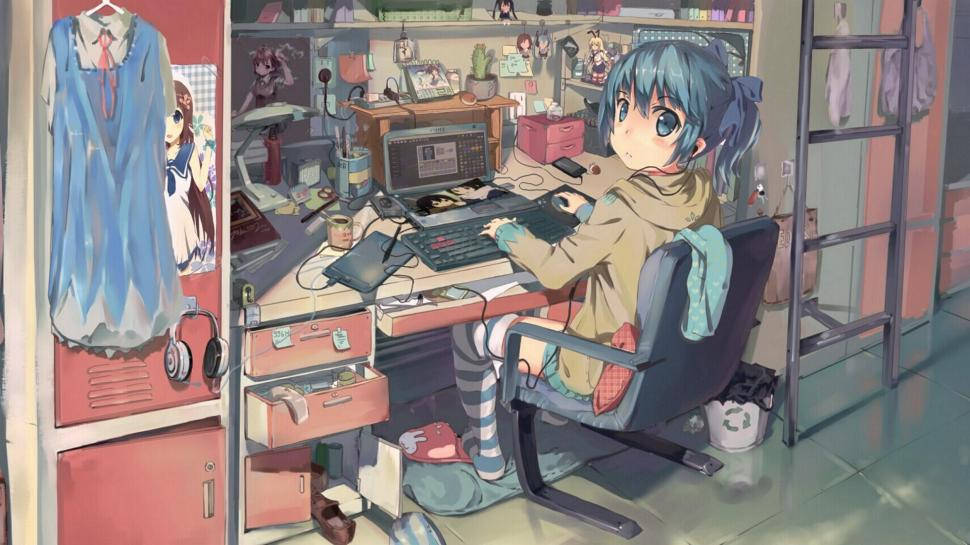 Configurație dezordonată cu laptop în stil anime Fundal