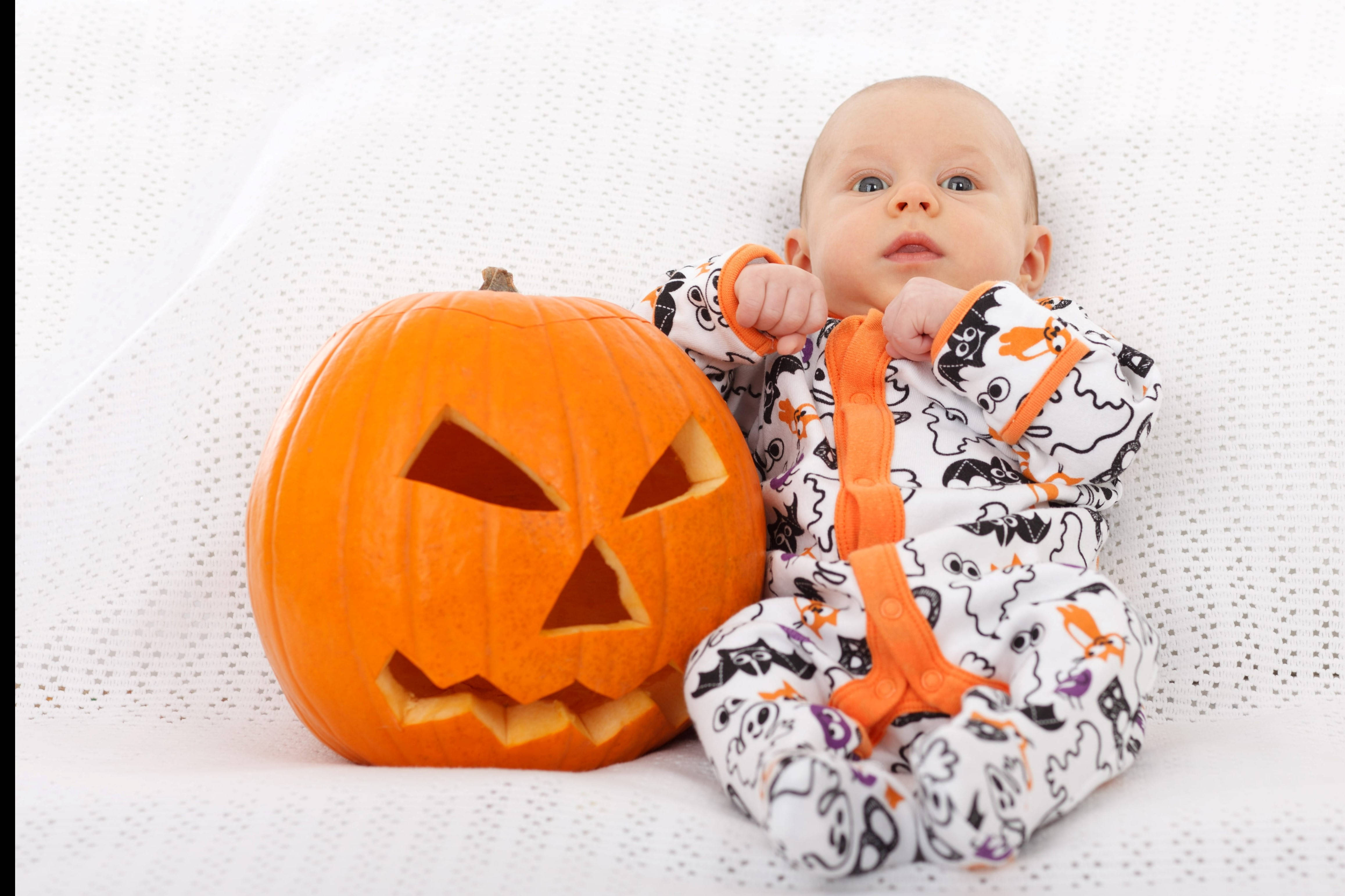 Costămaș drăguț de Halloween pentru bebeluși Fundal
