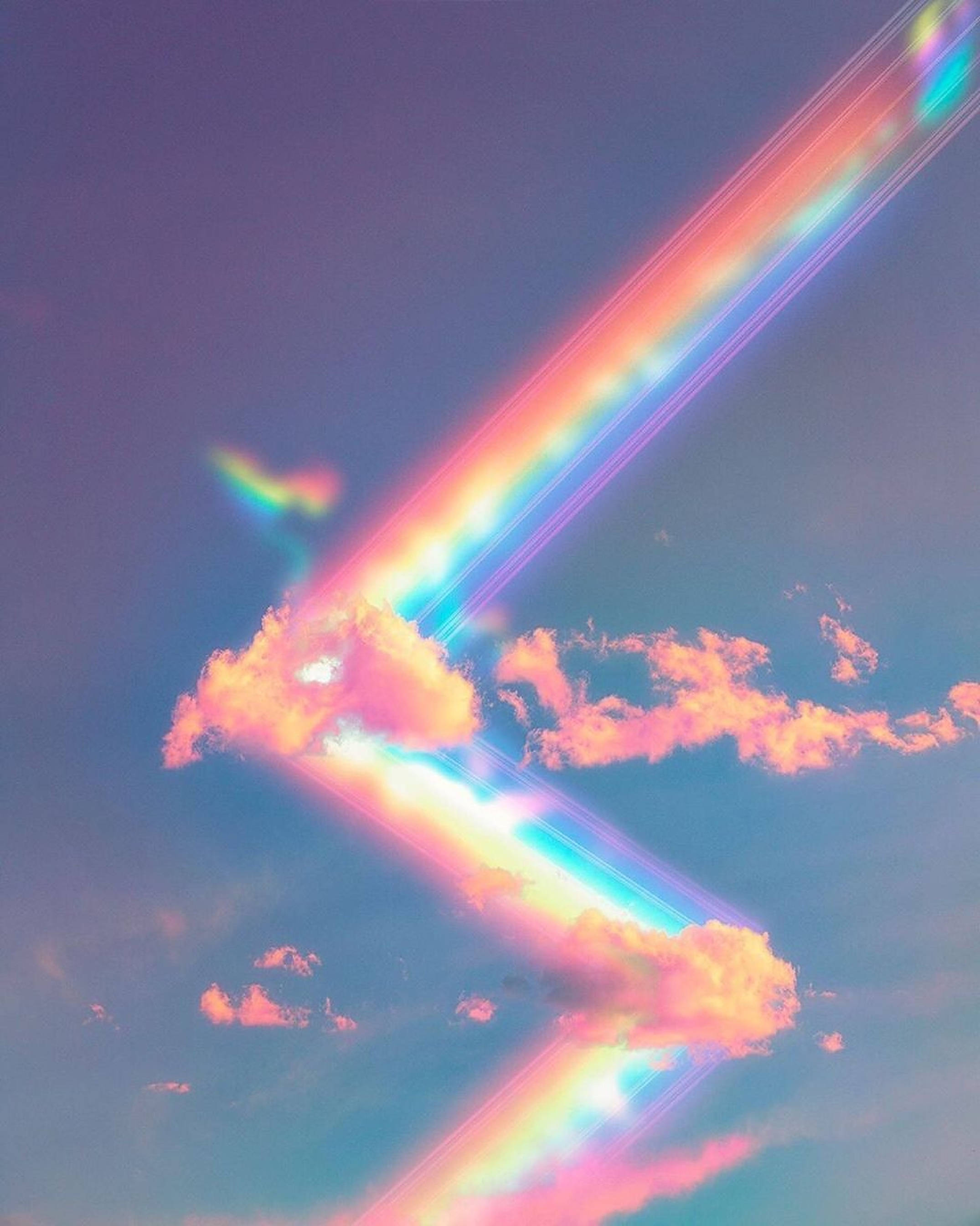 Curcubeu pastel în zigzag cu nori Fundal
