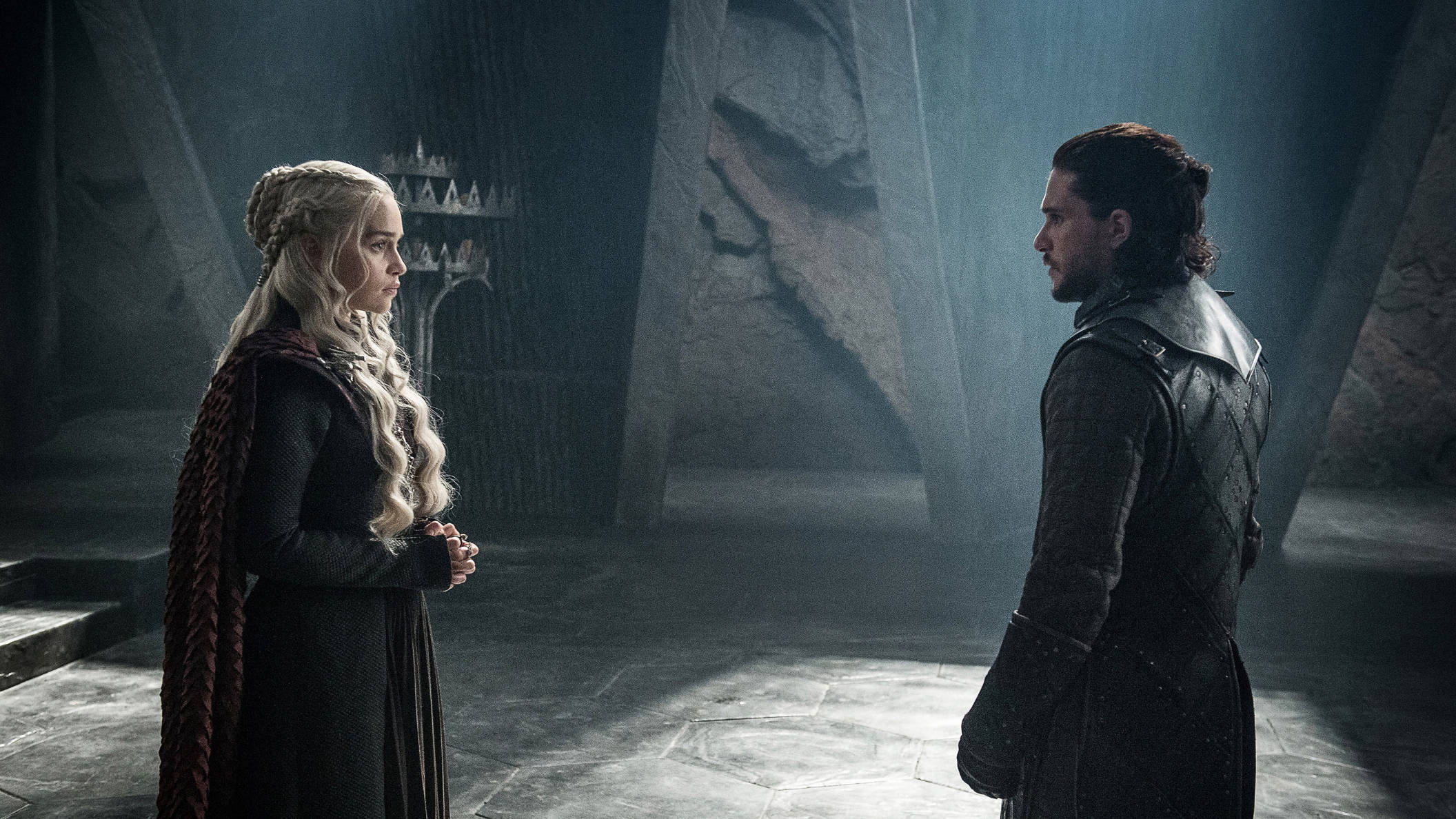 Daenerys privindu-l pe Jon Snow Game of Thrones Fundal