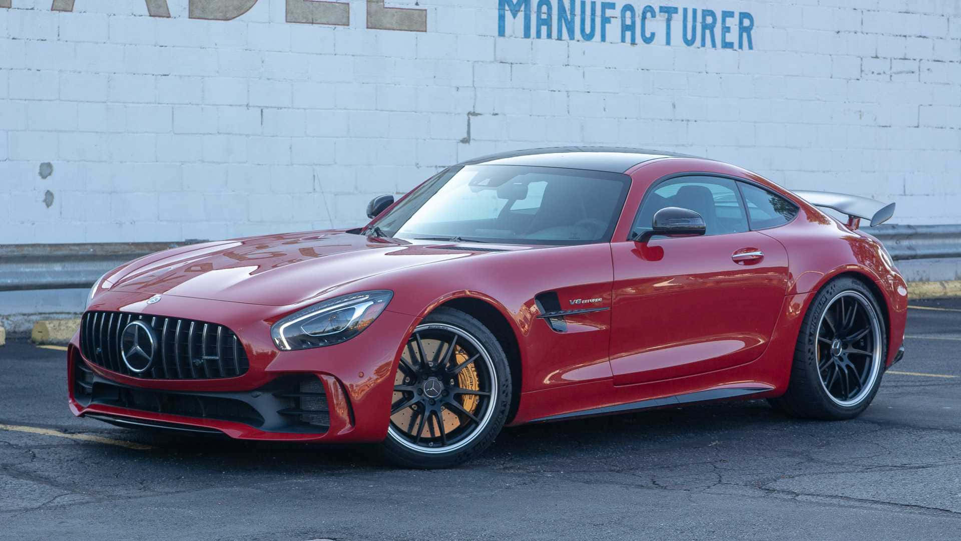 Deblocați puterea AMG GT-R Fundal