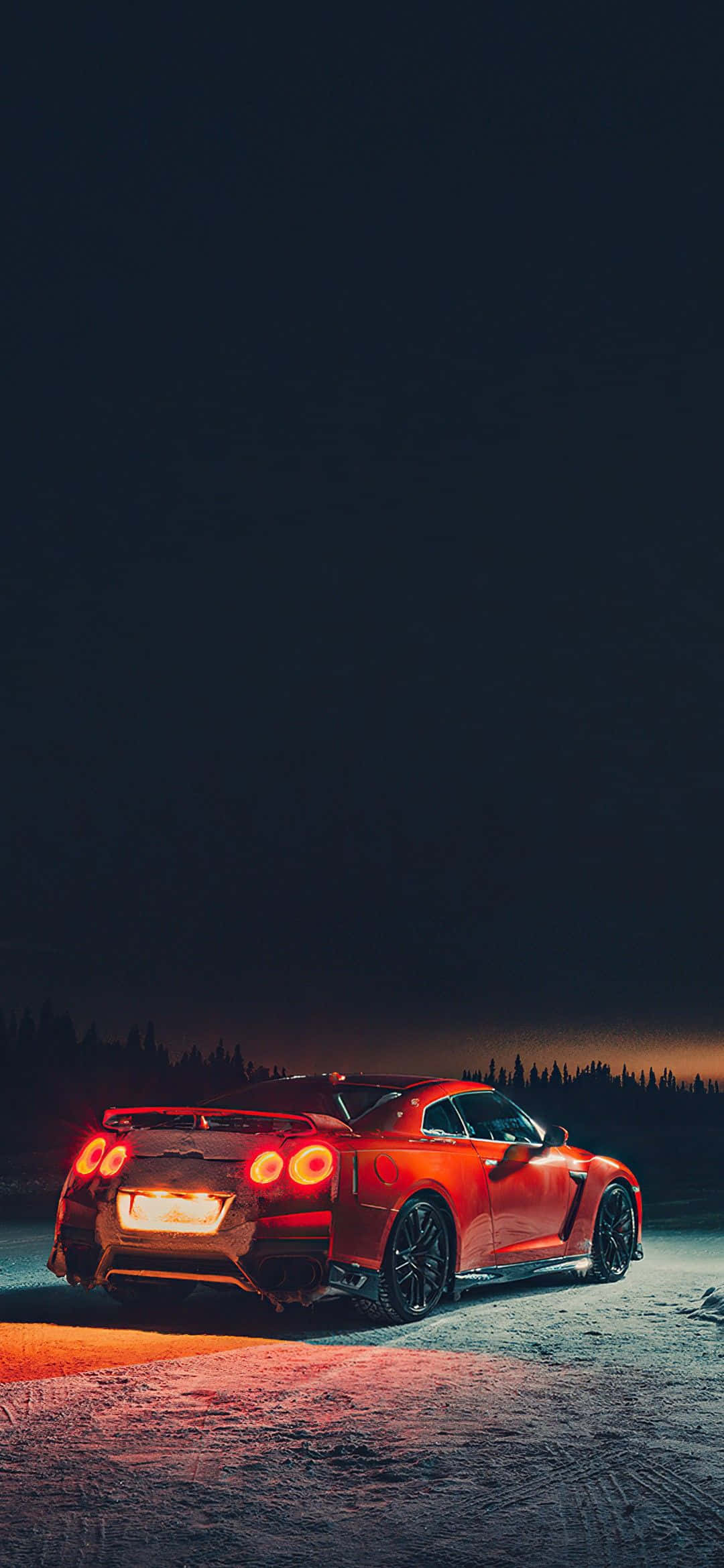 Dinamic Nissan R35 GTR Prezentând Putere și Stil Fundal