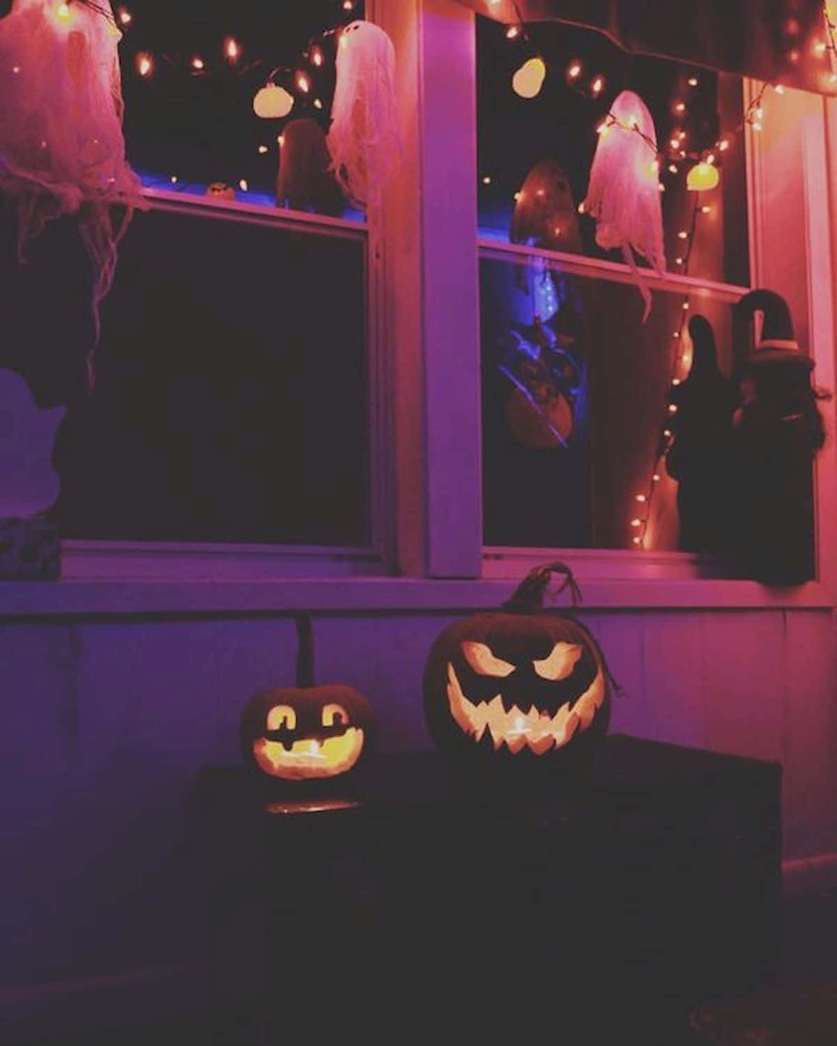 Dovleac Decorativ pentru Halloween cu Lumina Mov - Estetic Tumblr Fundal