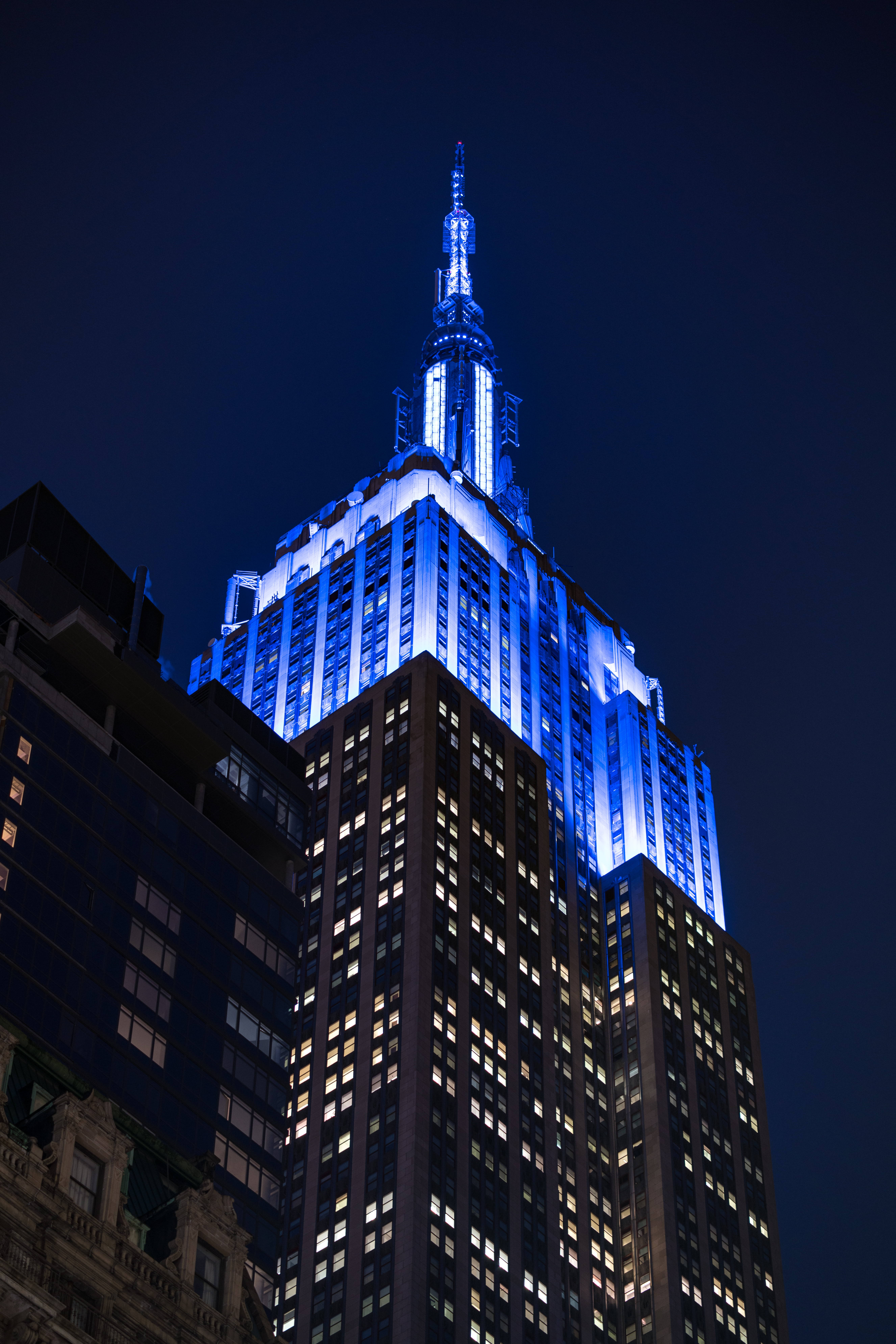 Empire State Blue New York Noapte iPhone Fundal