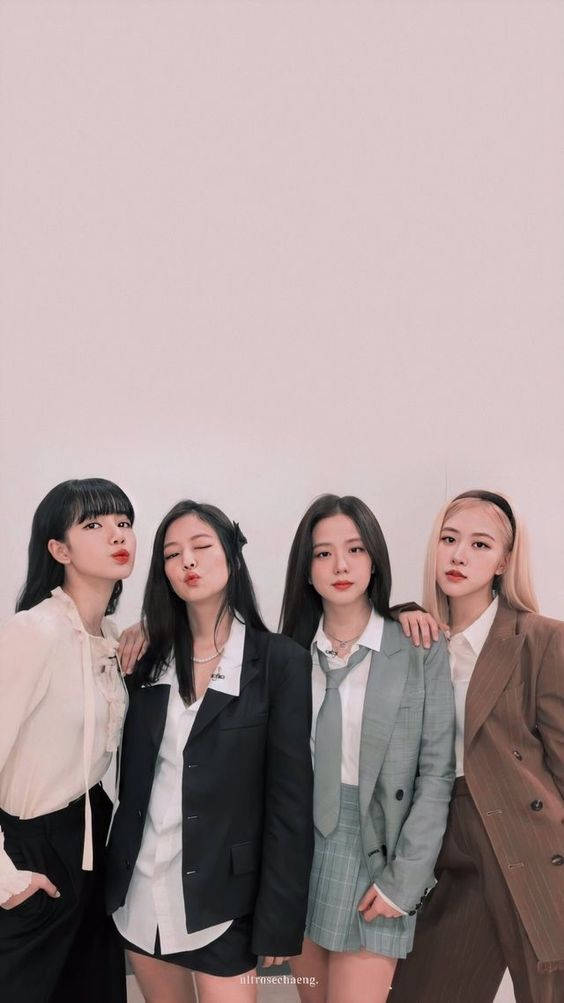 Estetică Blackpink în ținute elegante Fundal