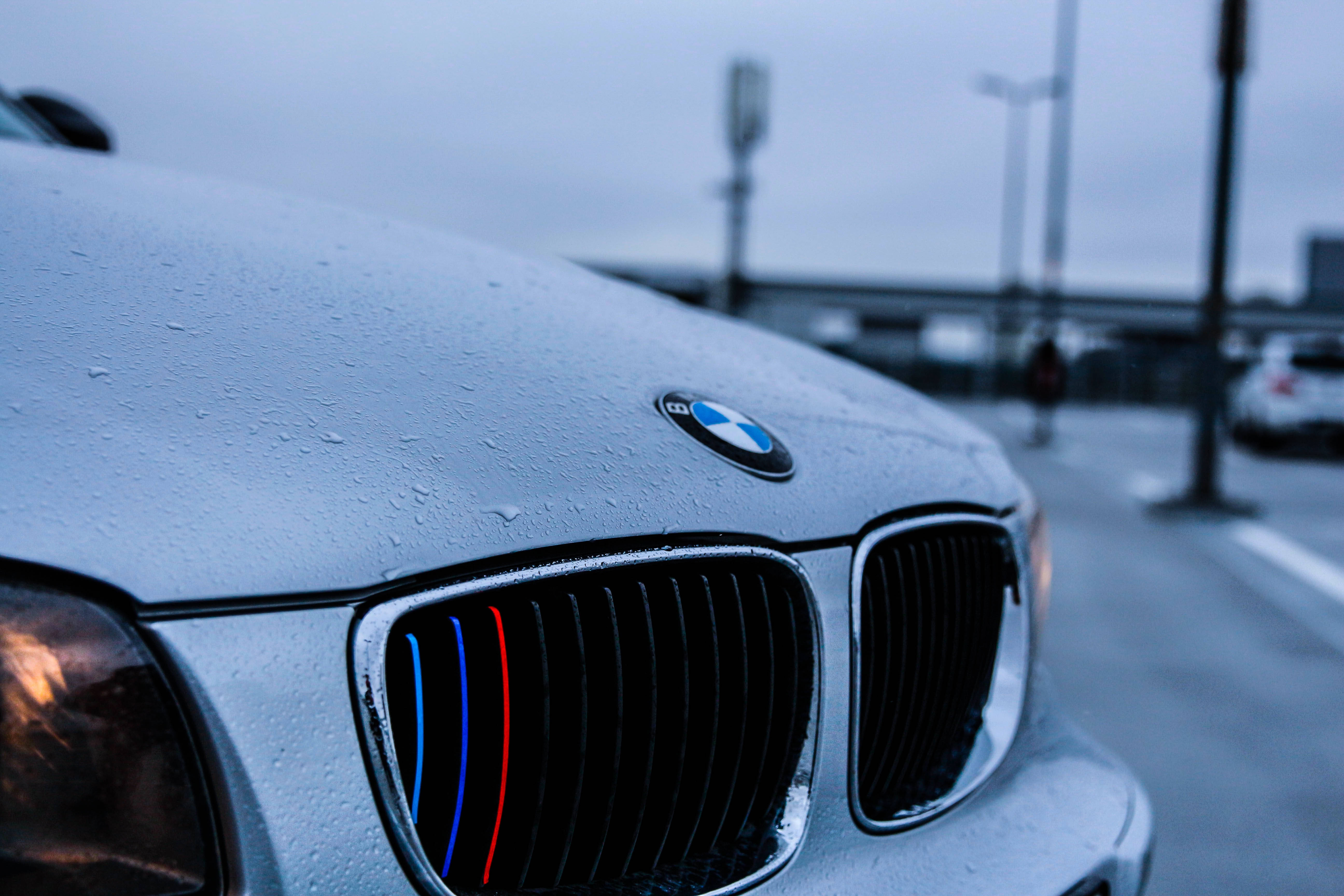Experiența BMW – Putere și Lux Întruchipate Fundal