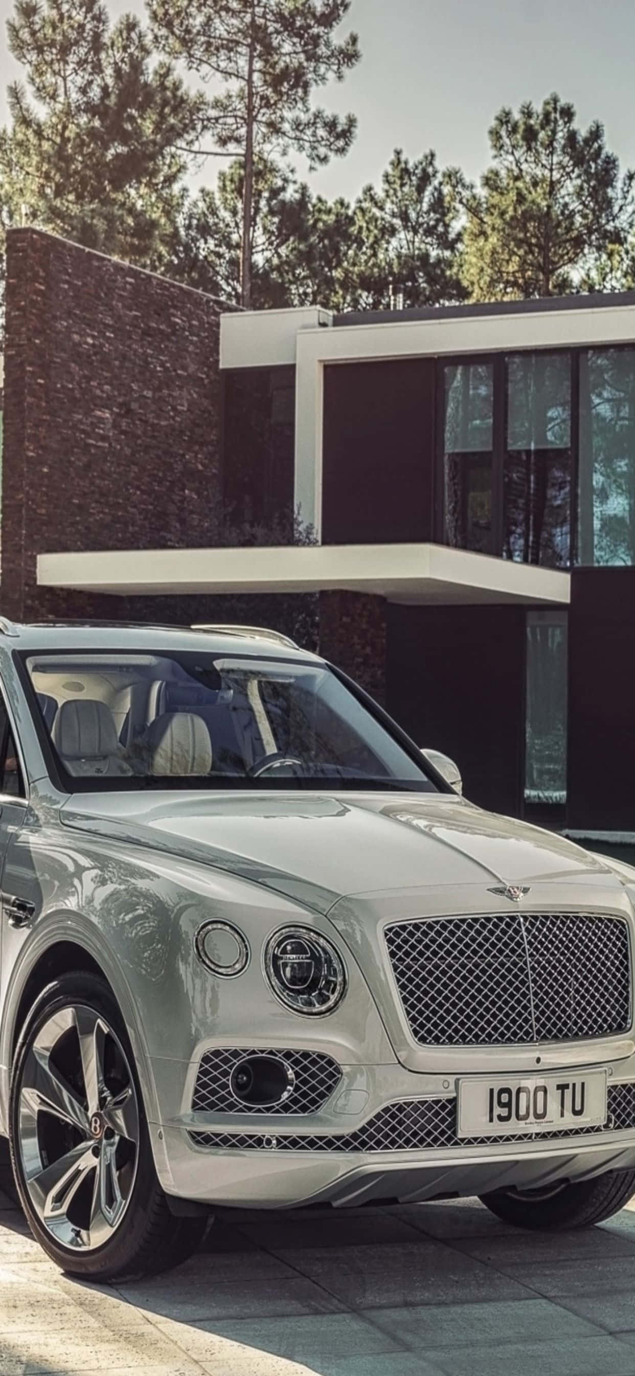 "Experimentează un stil de viață de lux cu iPhone Xs Max și Bentley" Fundal