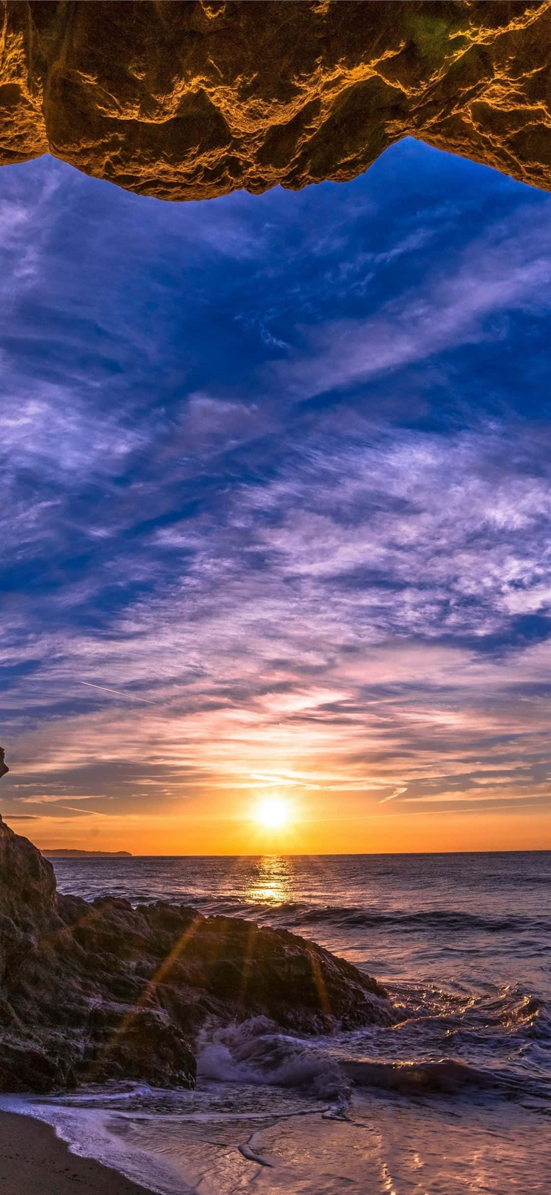 Explorați peisajul Californiei din confortul iPhone X Fundal
