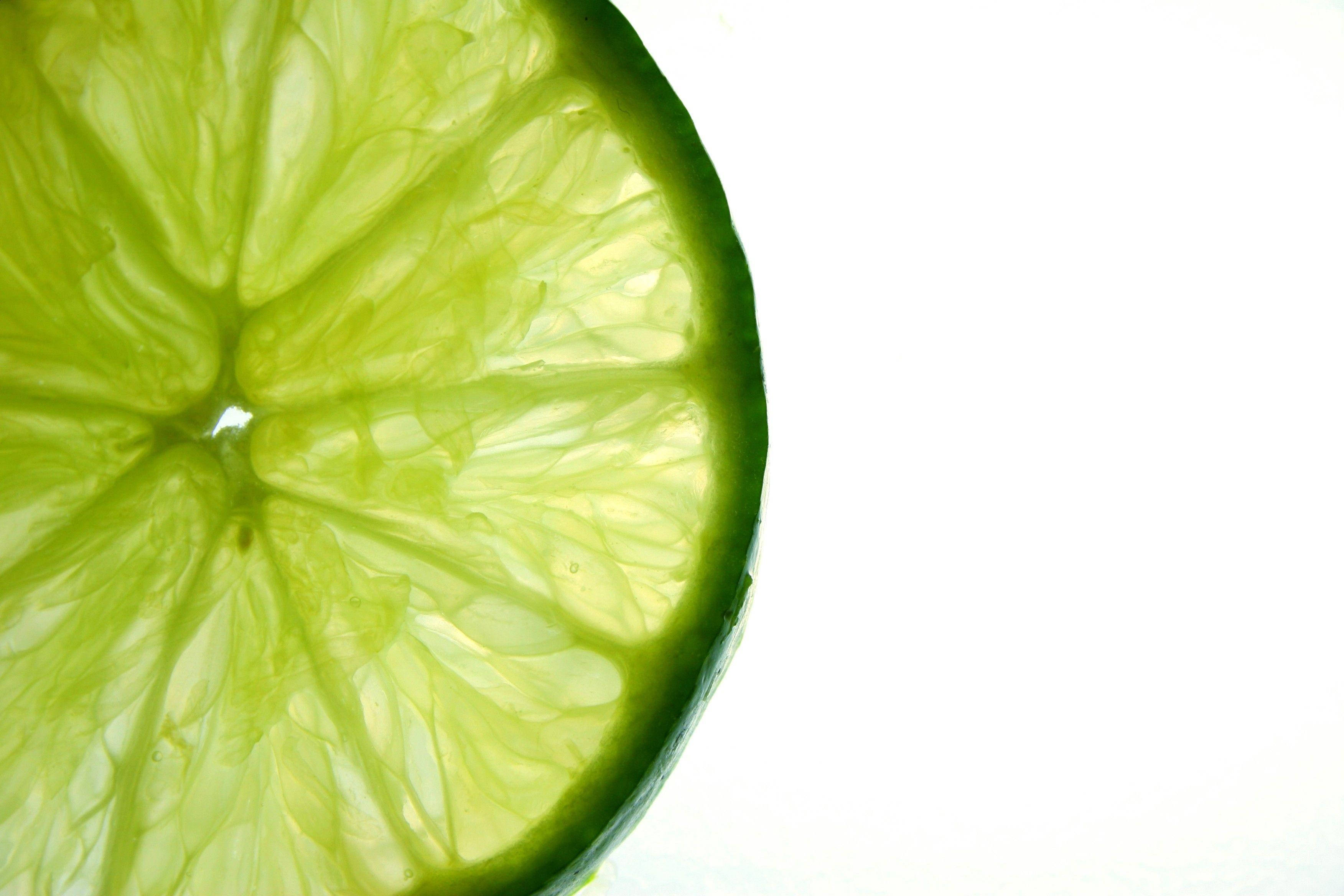 Felie Răcoritoare de Lime Verde Fundal