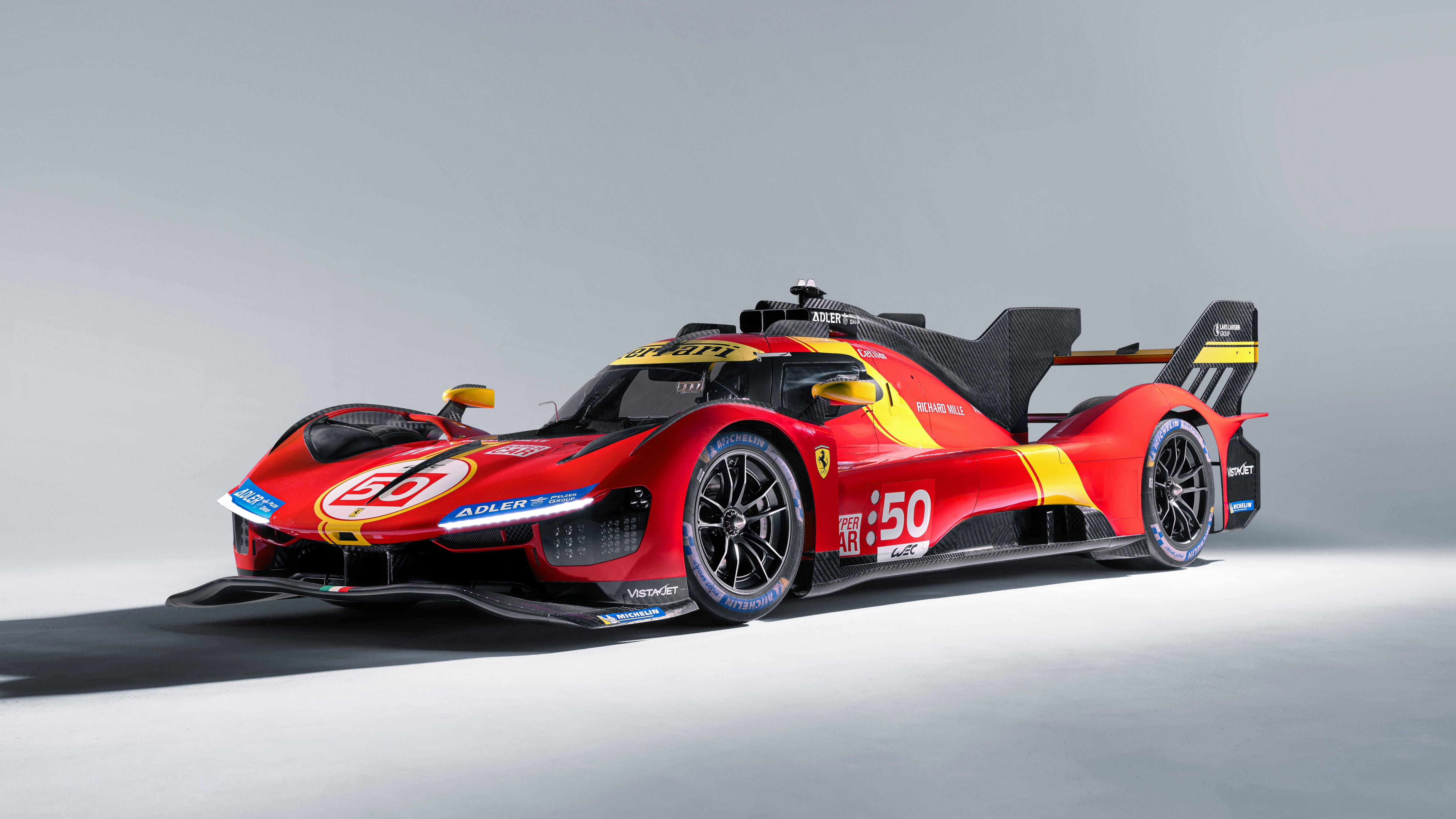Ferrari Super Mașină 5120X1440 Fundal