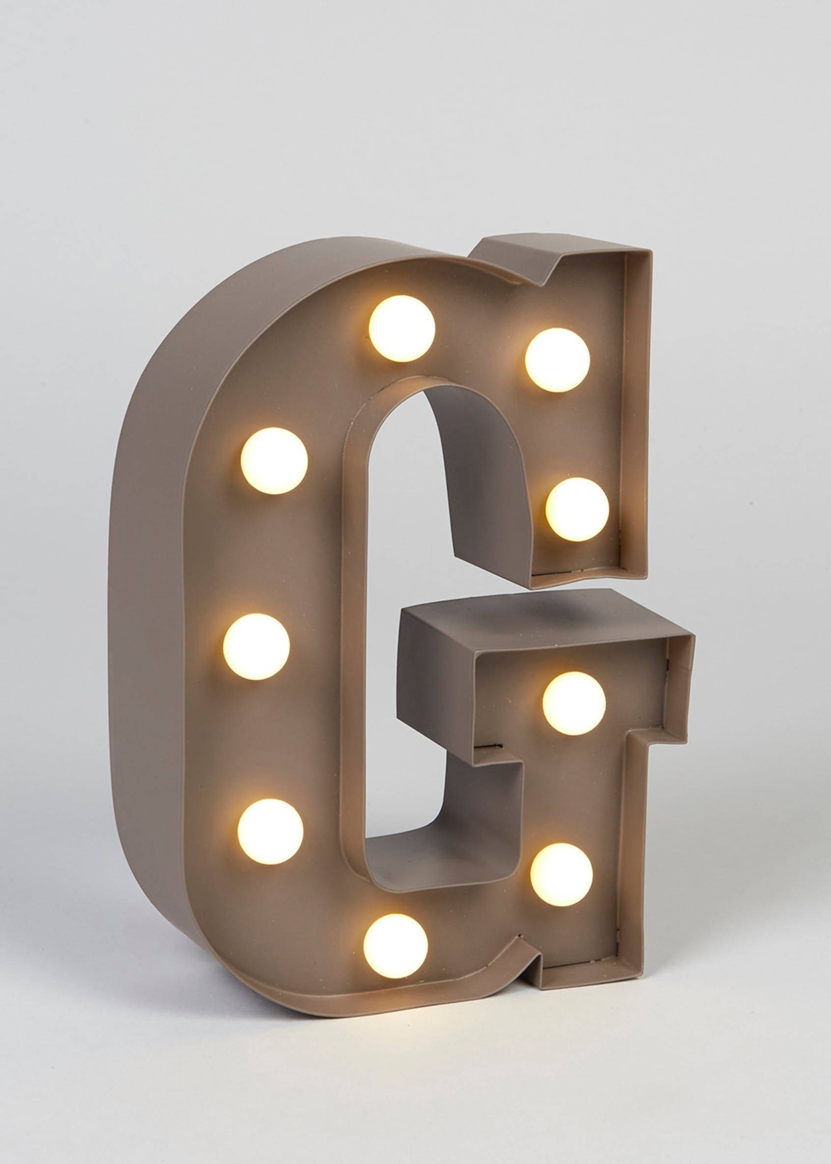 Figura Litera G Fundal