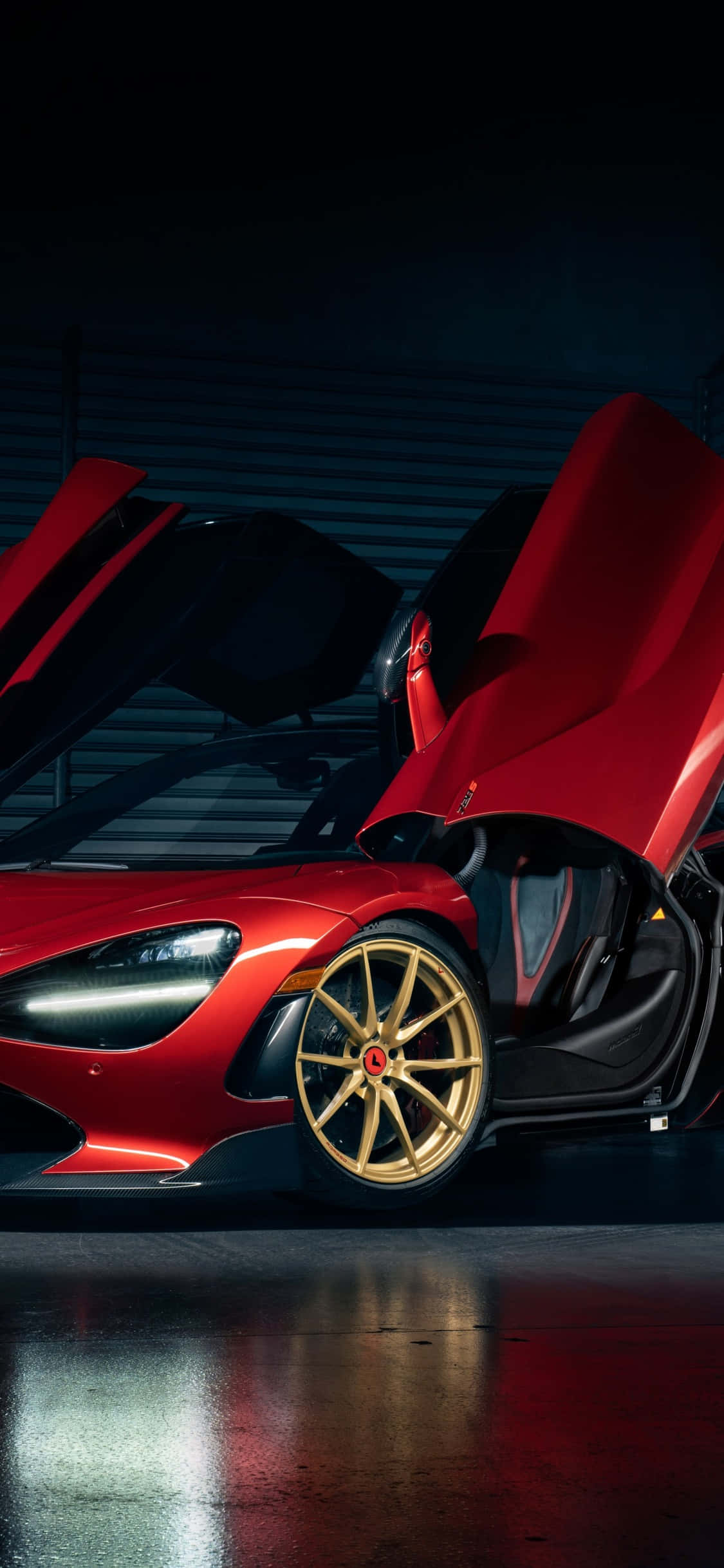 Fond cu ușă roșie iPhone X McLaren 720S Fundal
