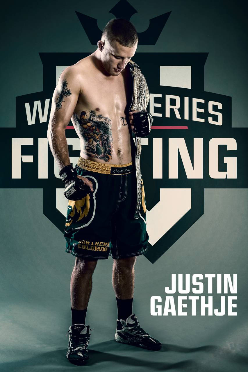 Fotografie promoțională cu corpul întreg al lui Justin Gaethje Fundal
