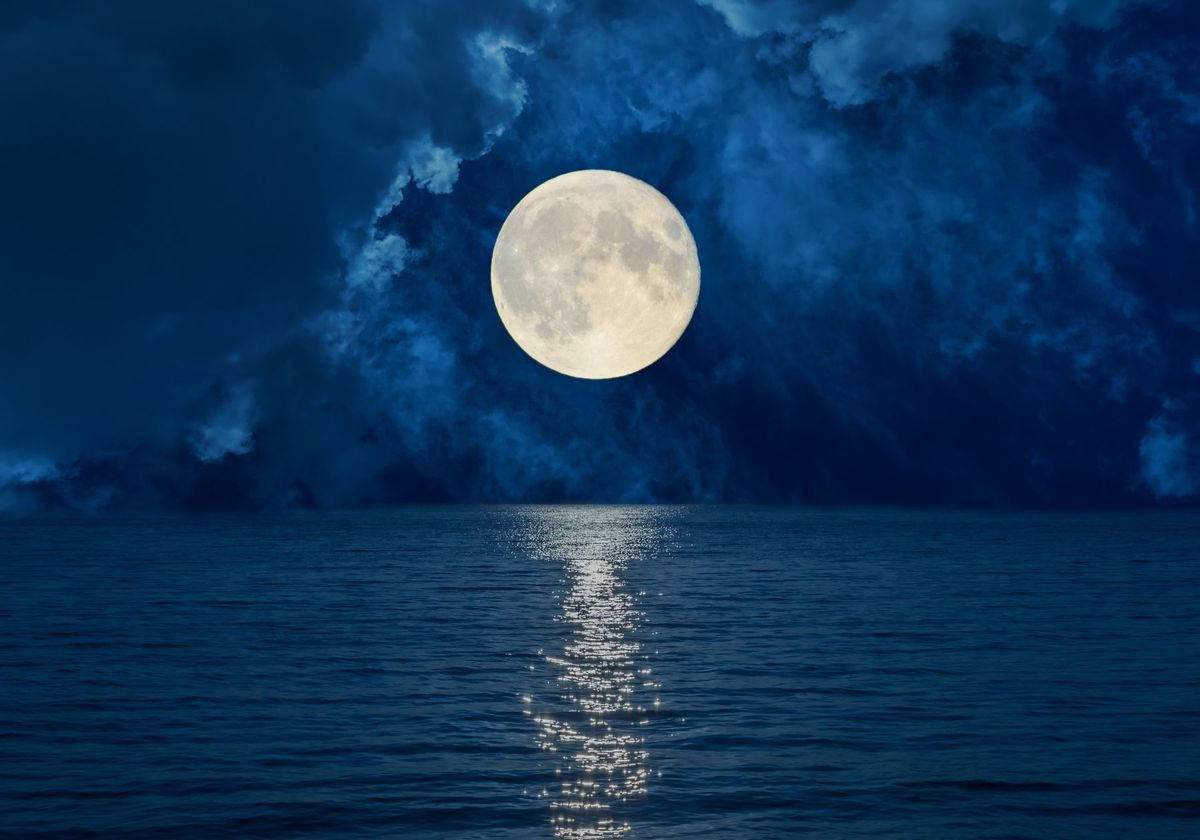 Galaxie, Lună și Ocean Noaptea Fundal