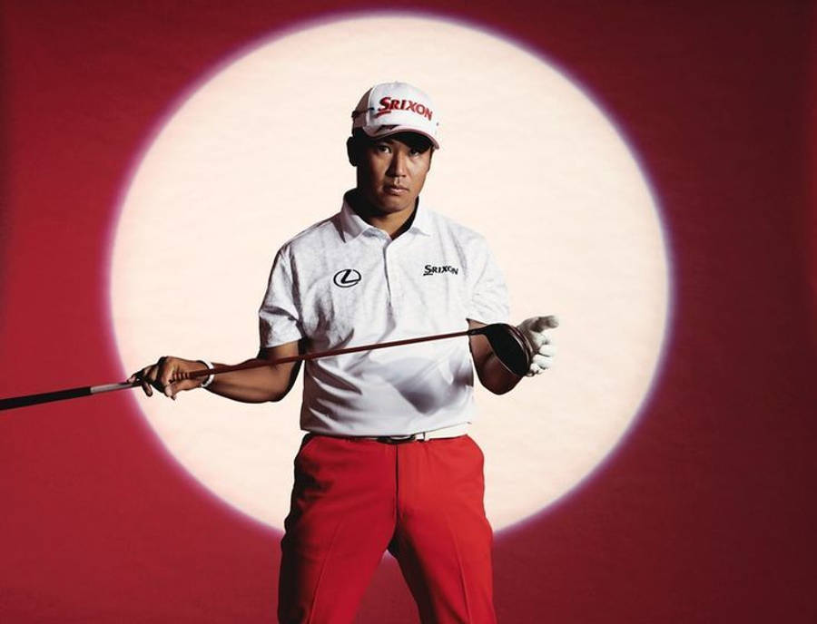Golful japonez Hideki Matsuyama în lumina reflectoarelor Fundal