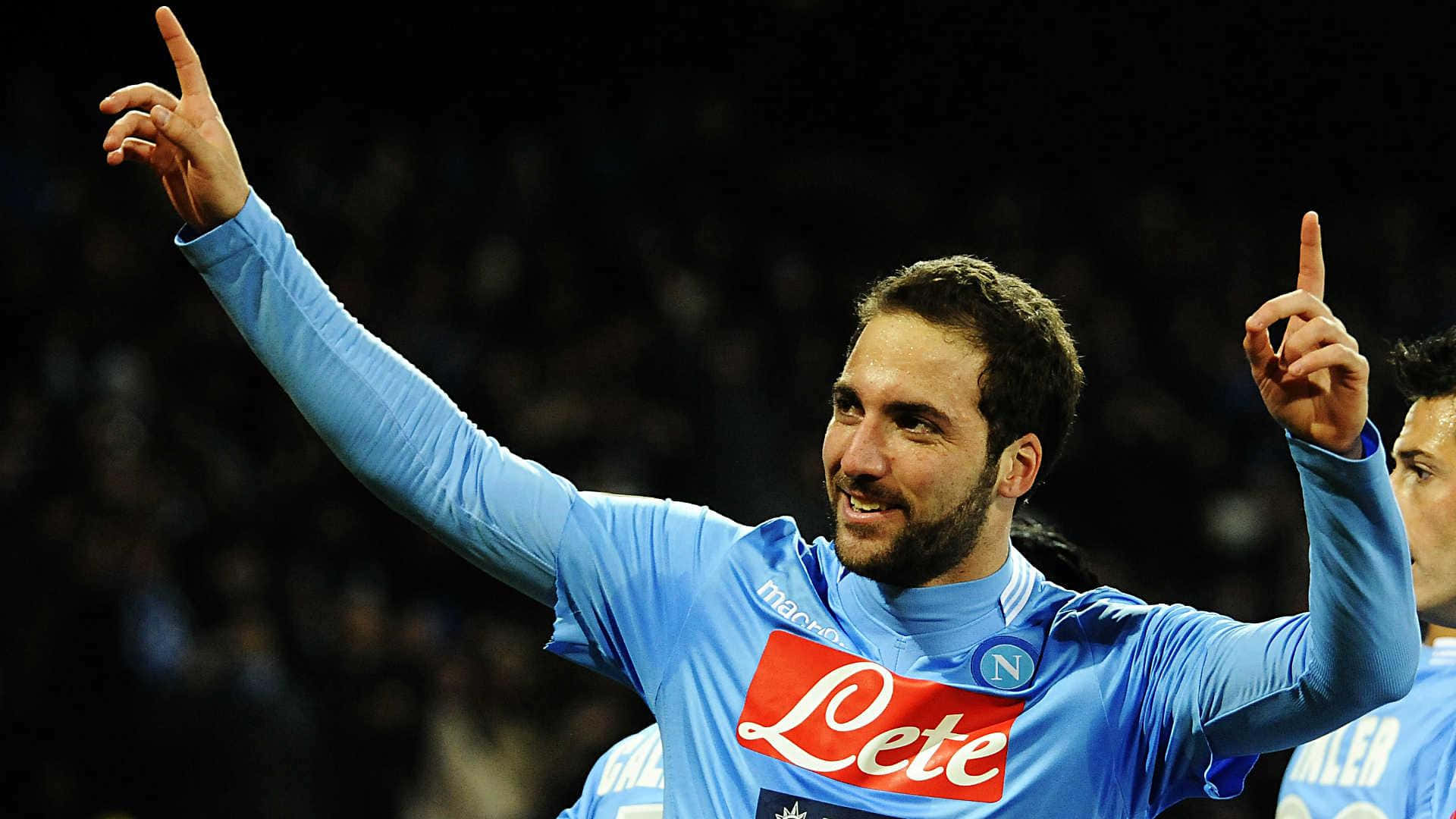 Gonzalo Higuain Napoli marquează un gol Fundal