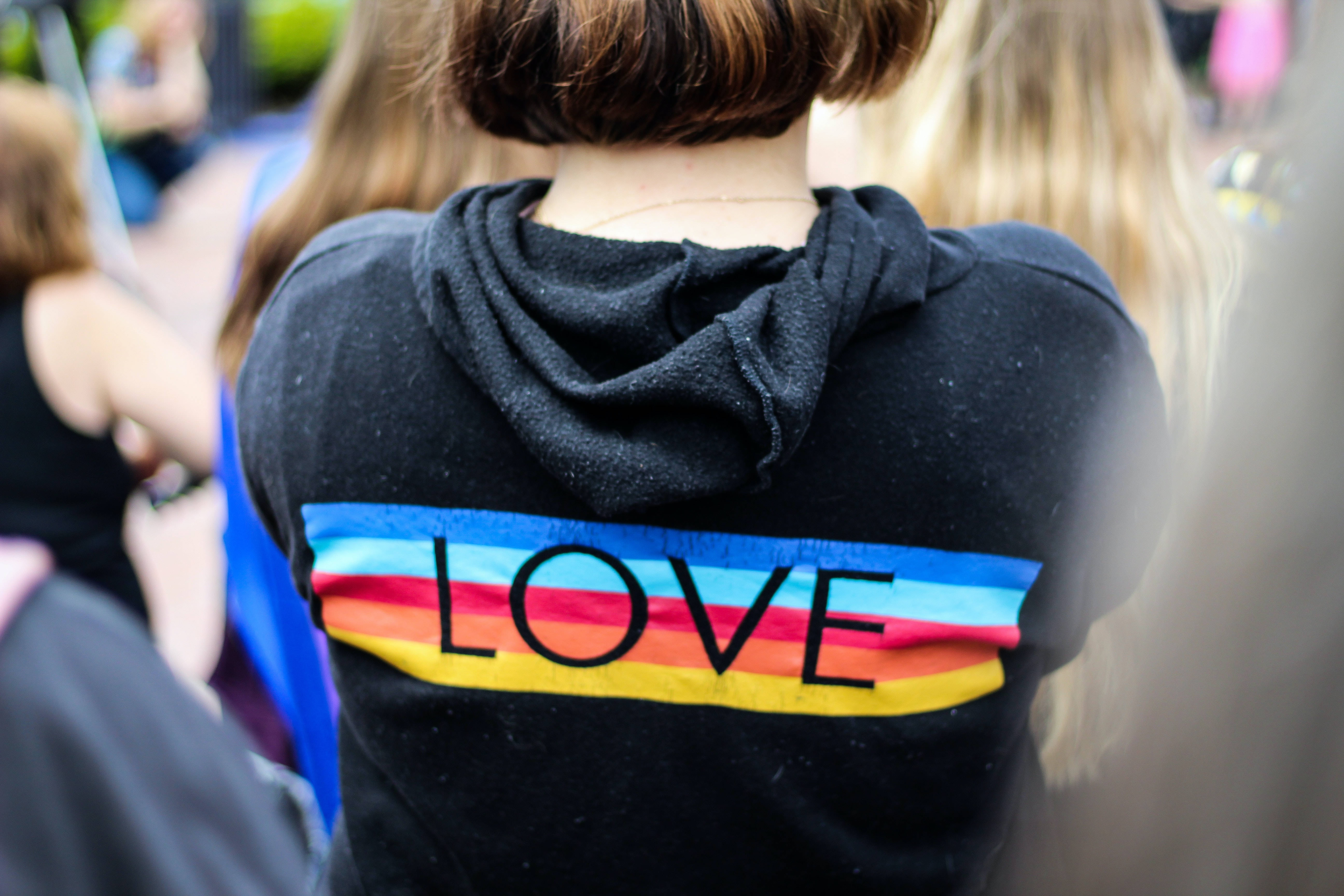 Hanorac cu dragoste pentru fete lesbiene Fundal