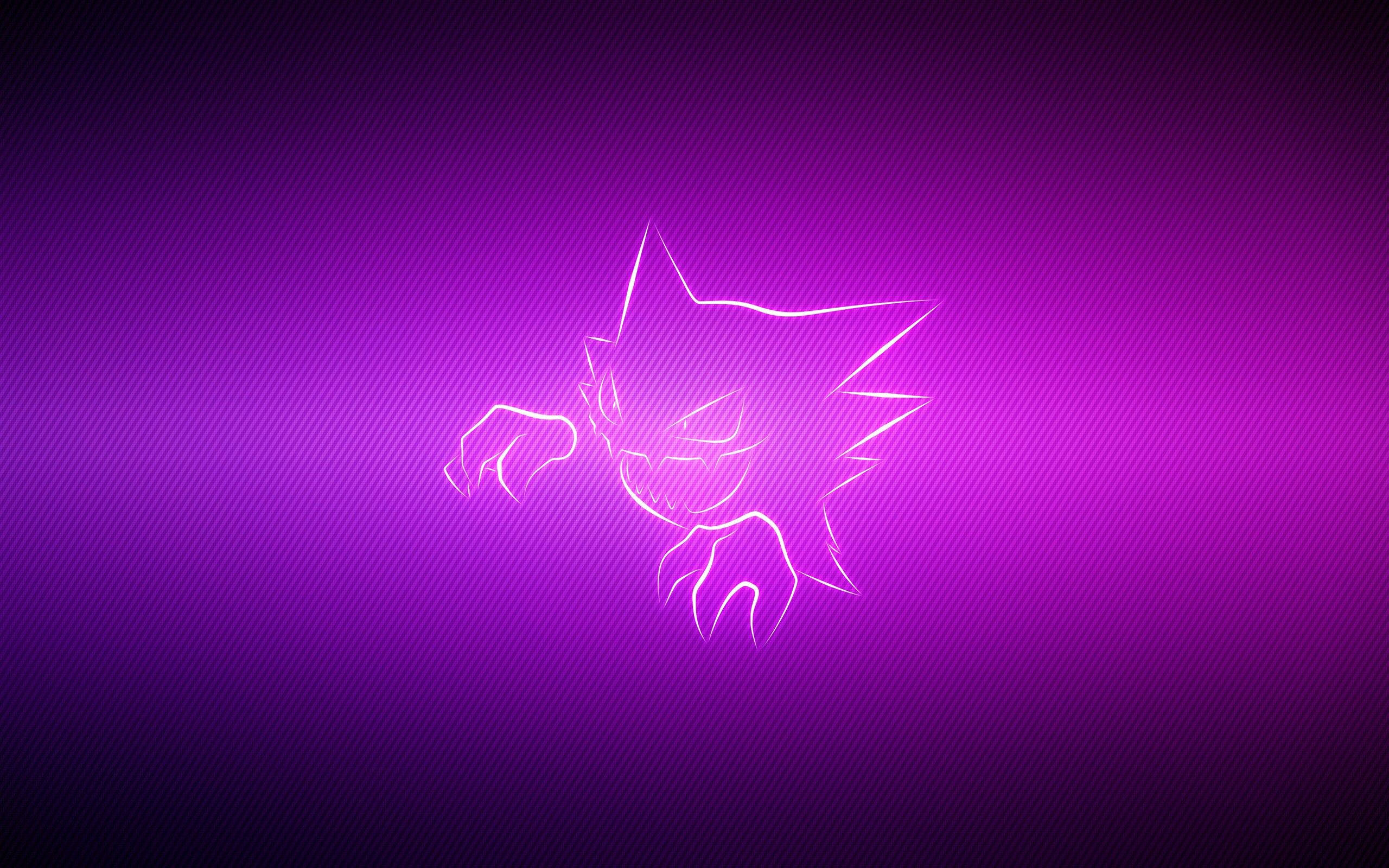 Haunter Pokemon într-o ceață mov misterioasă Fundal