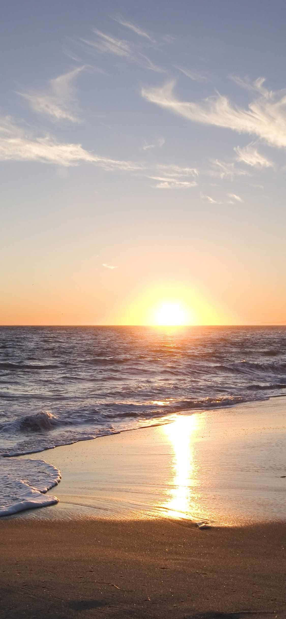 Imagine – Cufundă-te în peisajul superb Malibu cu iPhone Xs Fundal