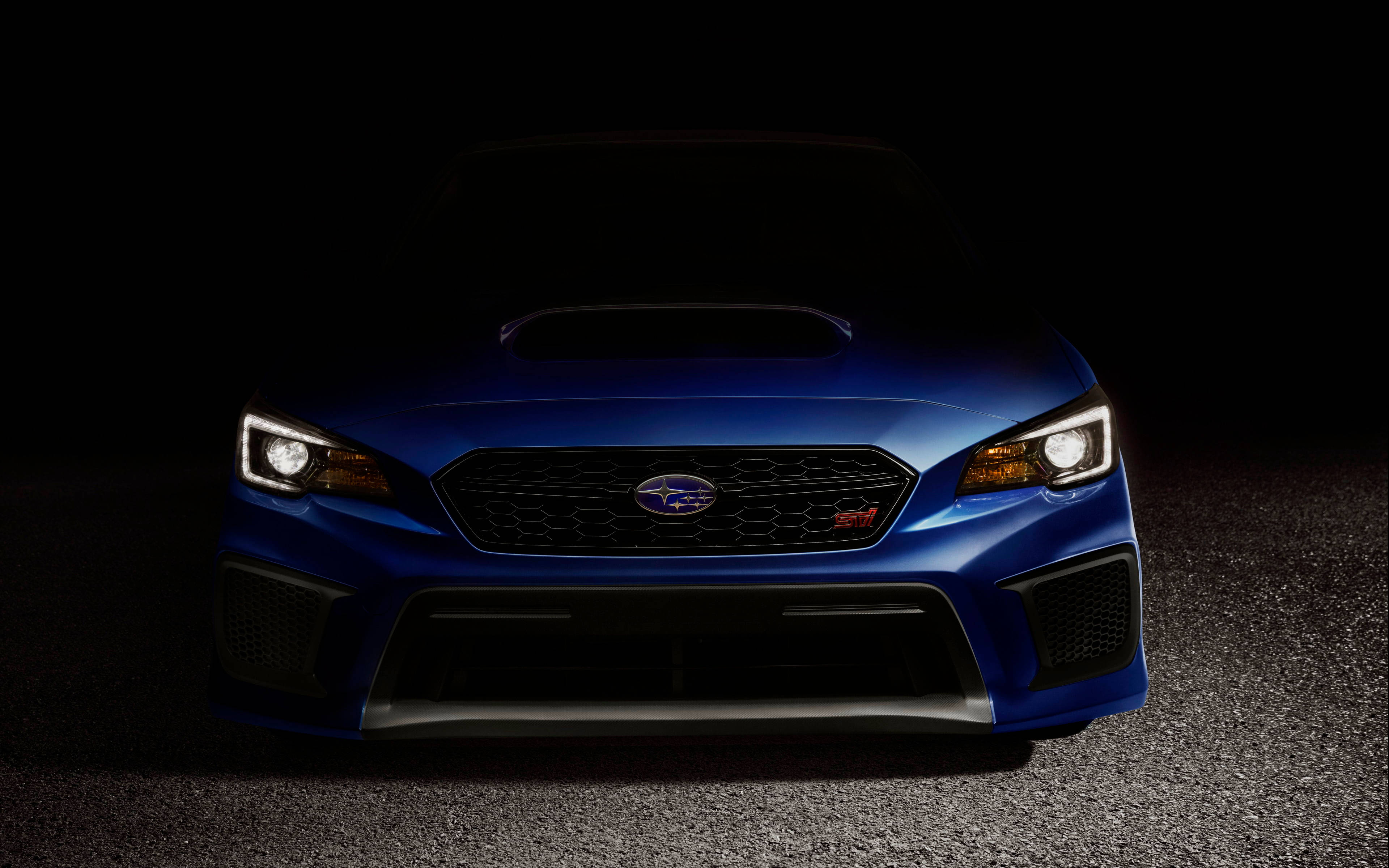 Imagine uimitoare 4K a Subaru WRX STI în mișcare Fundal