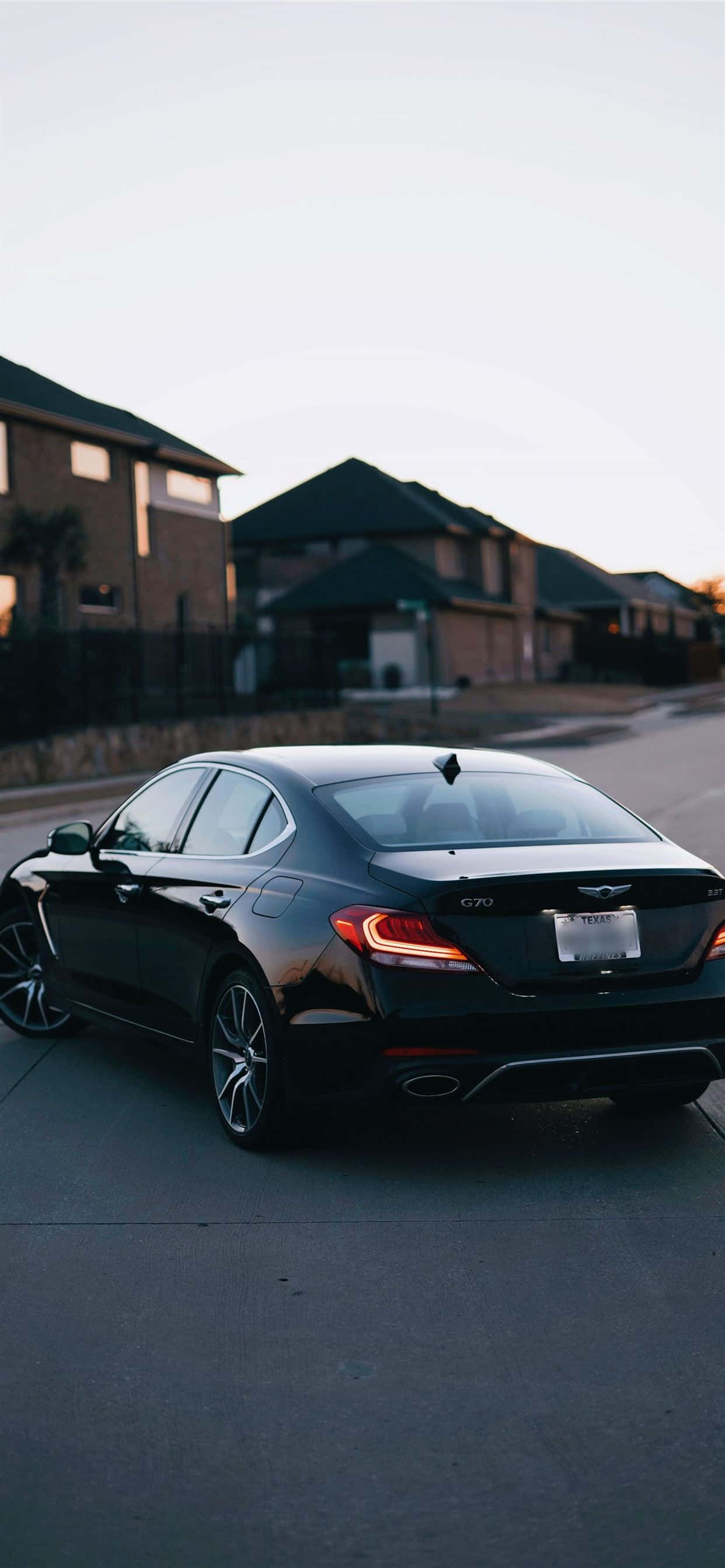 Îmbunătățește-ți experiența mobilă cu un iPhone X și un Mercedes cool Fundal