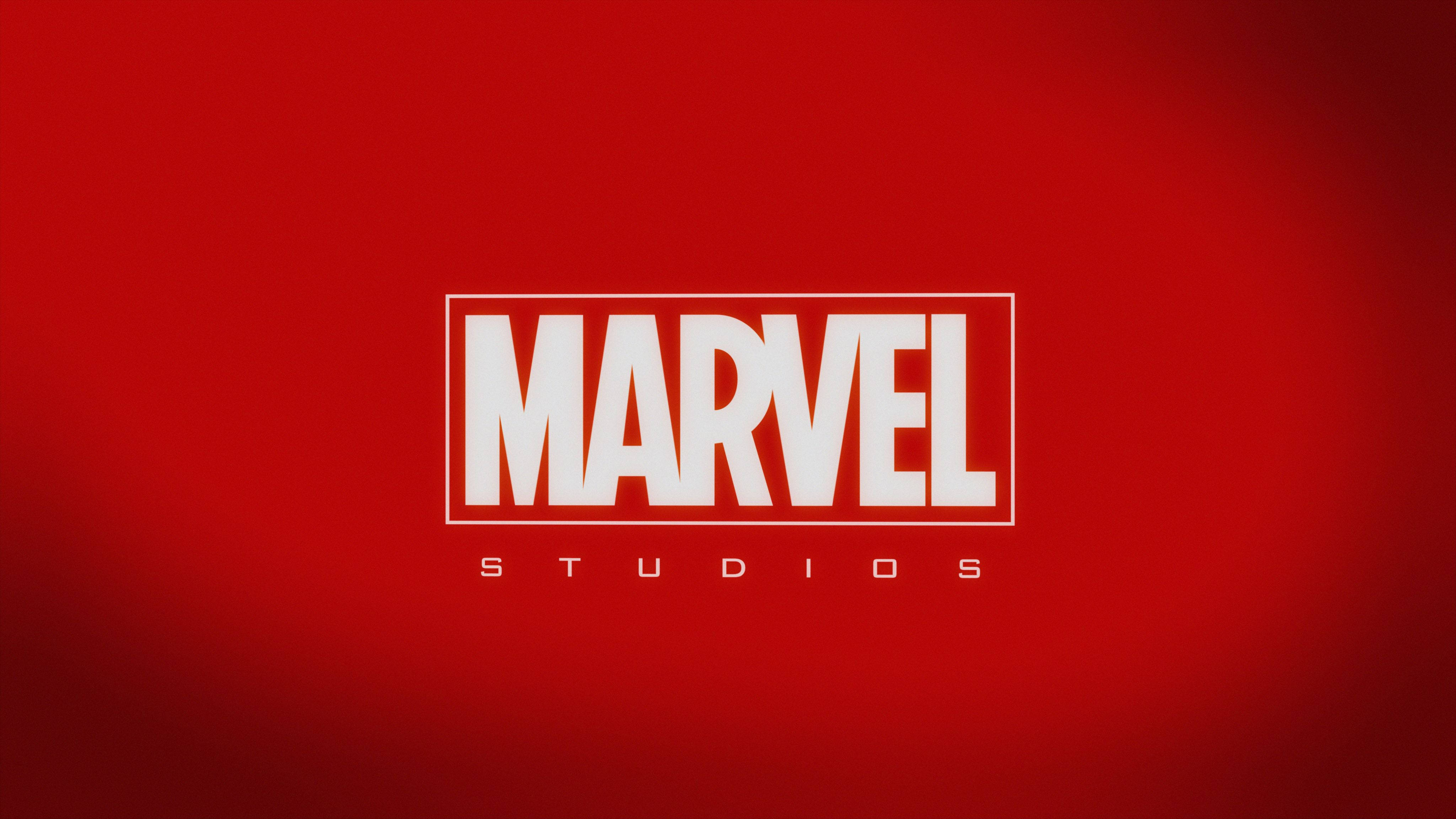 Intră în universul Marvel și fii un supererou Fundal
